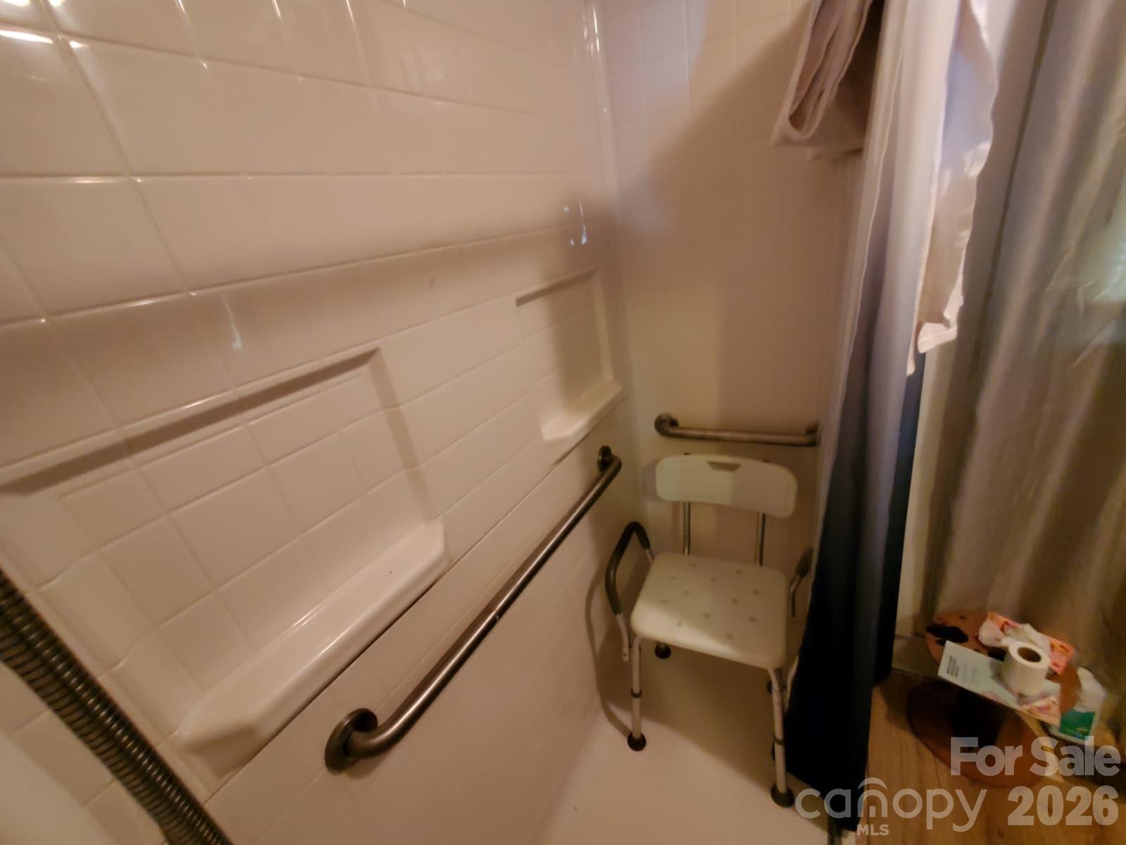 416 Henry Street Property Photo 21