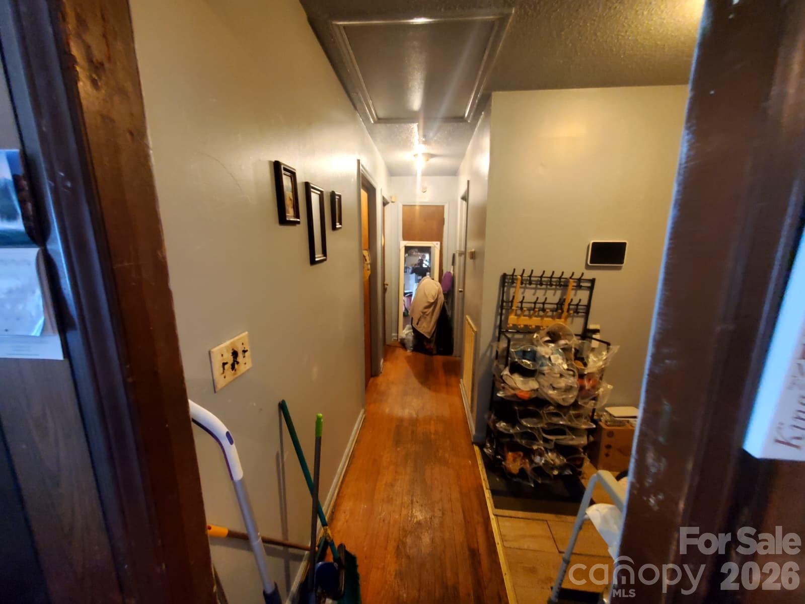 416 Henry Street Property Photo 26