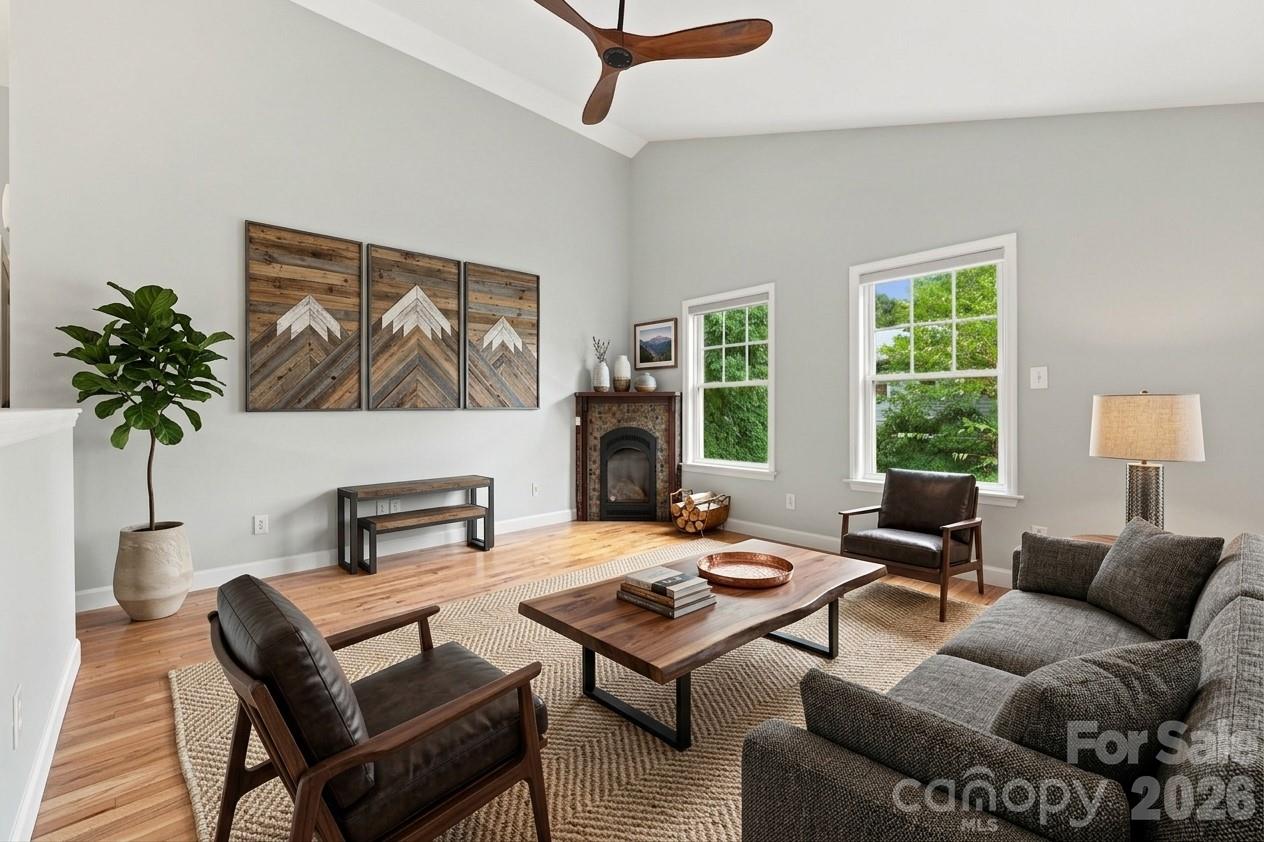 146 Courtland Avenue Property Photo 17