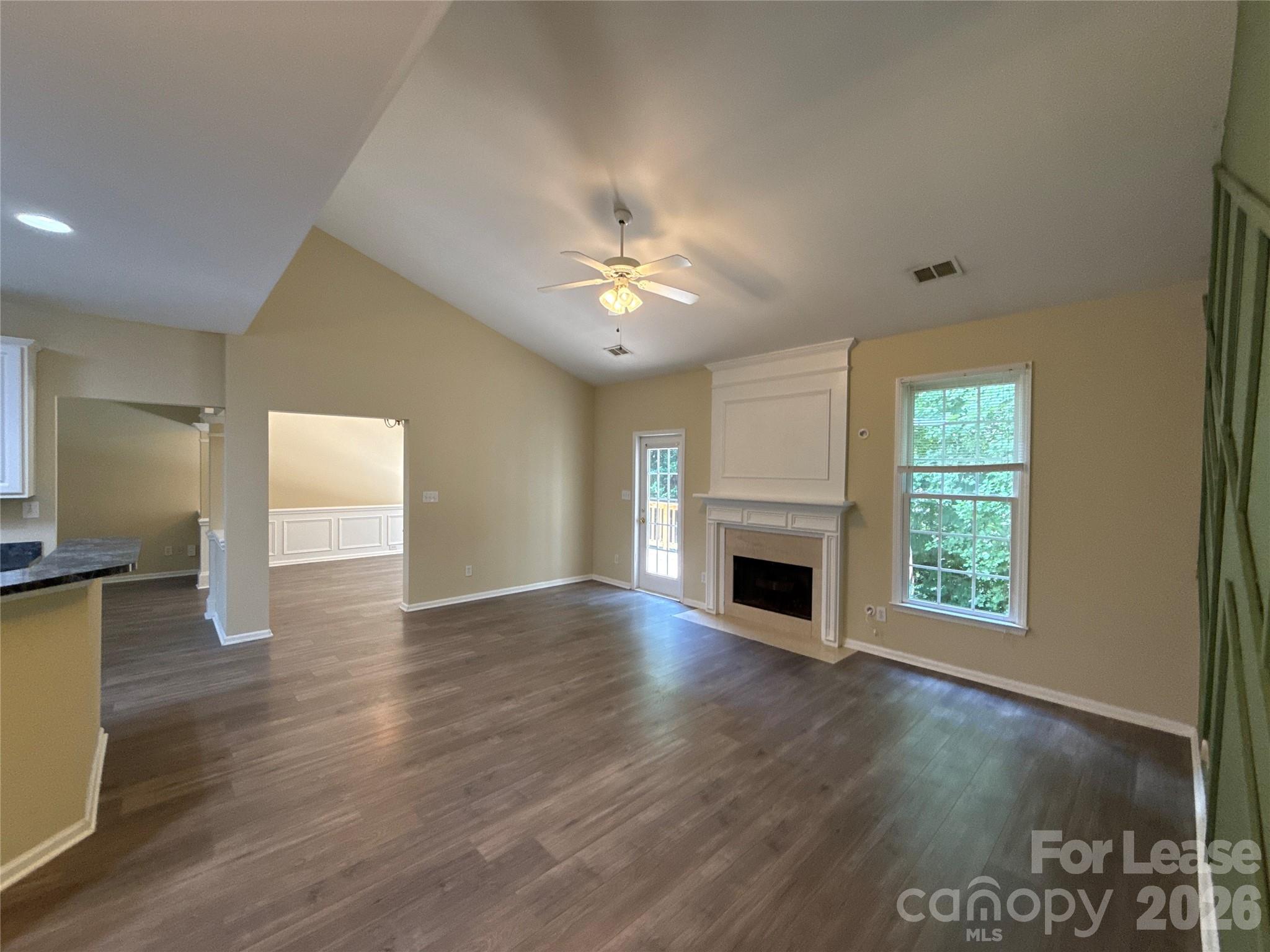 3100 Arklow Road Property Photo 7