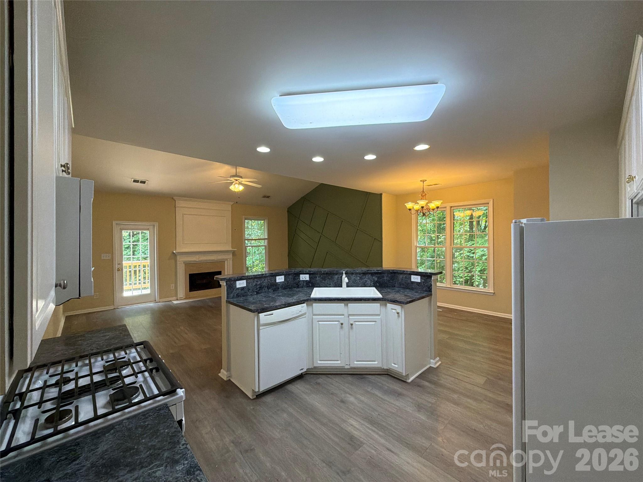 3100 Arklow Road Property Photo 12