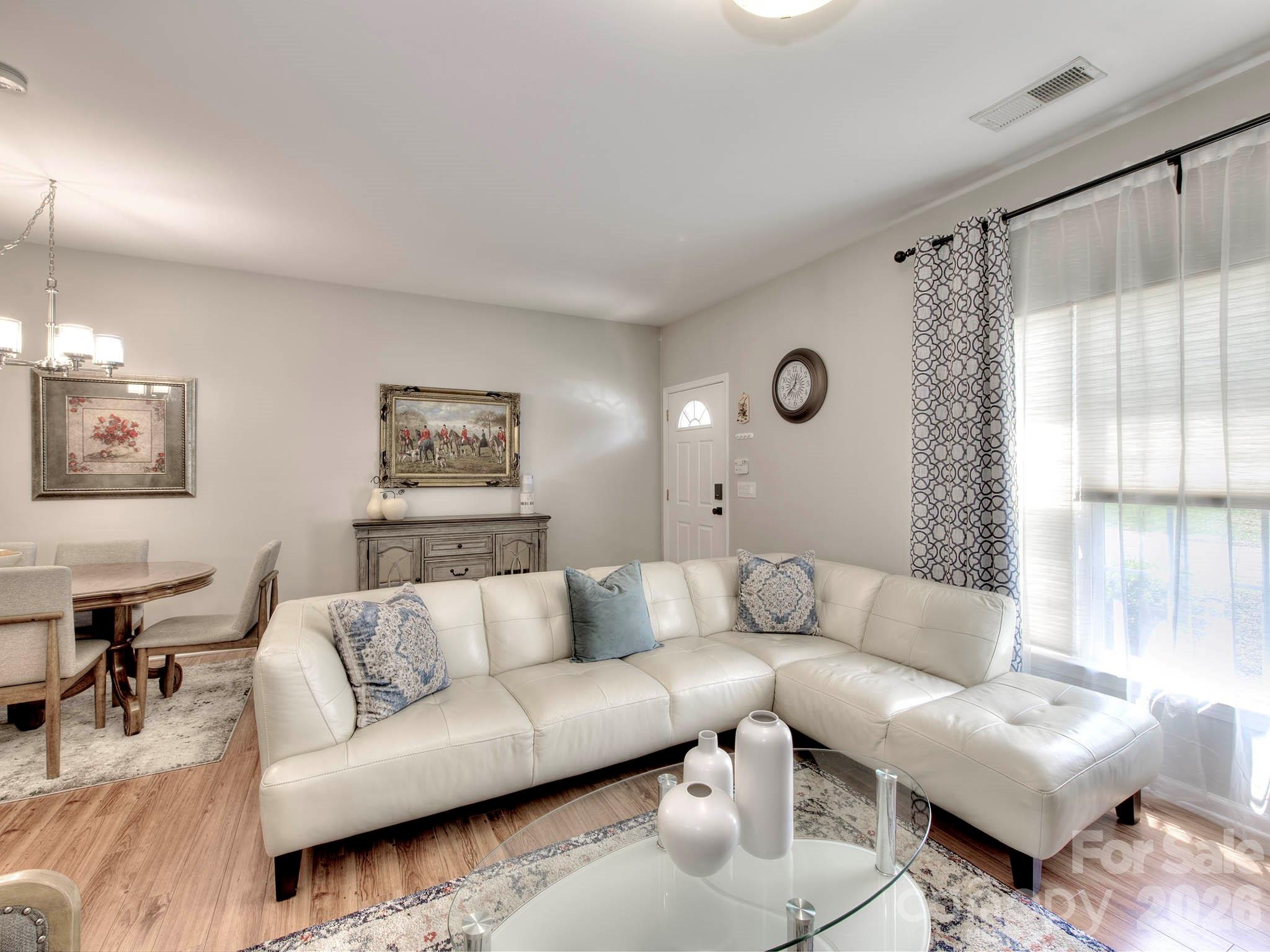 2963 Little Stream Court Property Photo 9