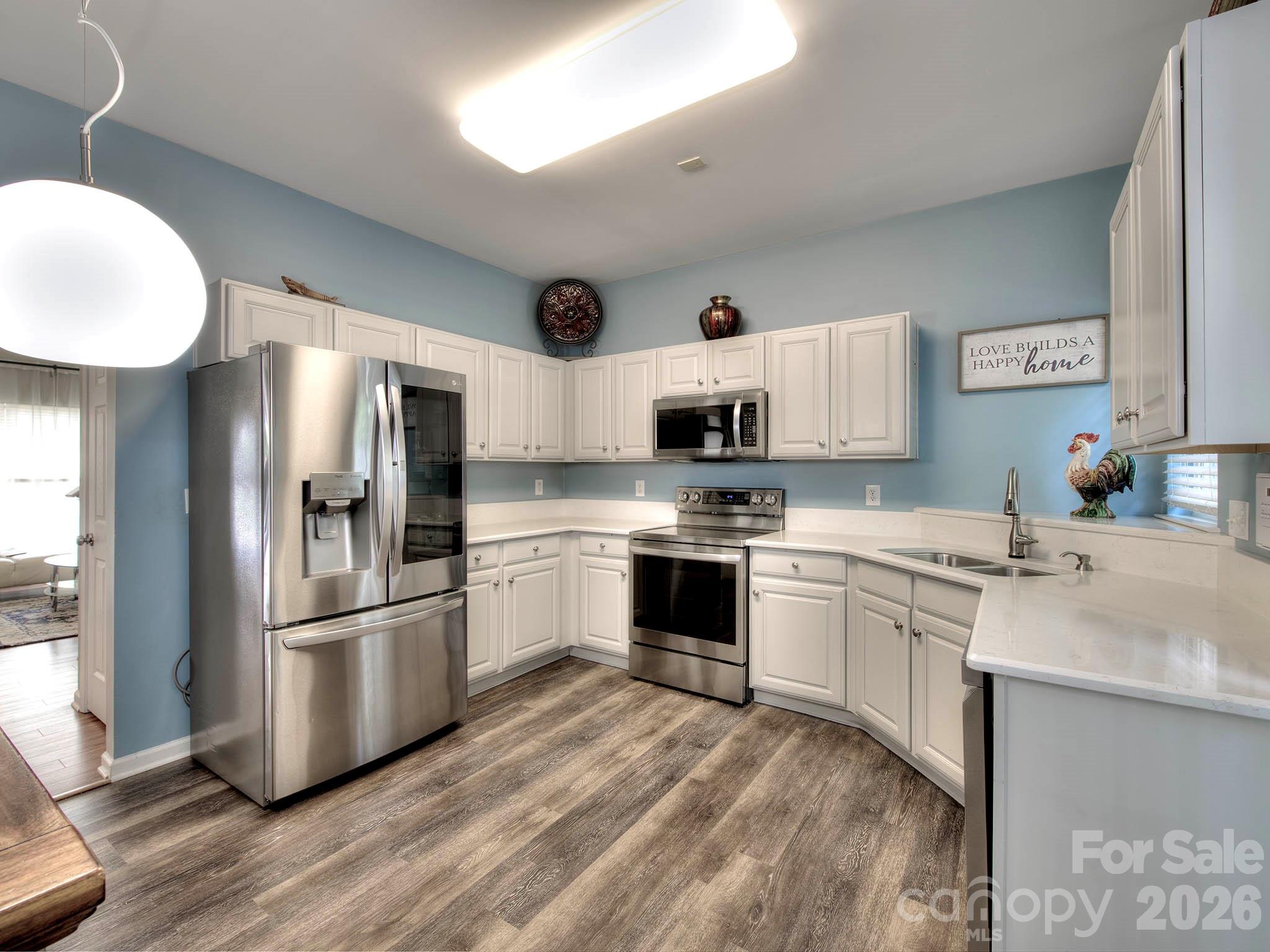 2963 Little Stream Court Property Photo 12