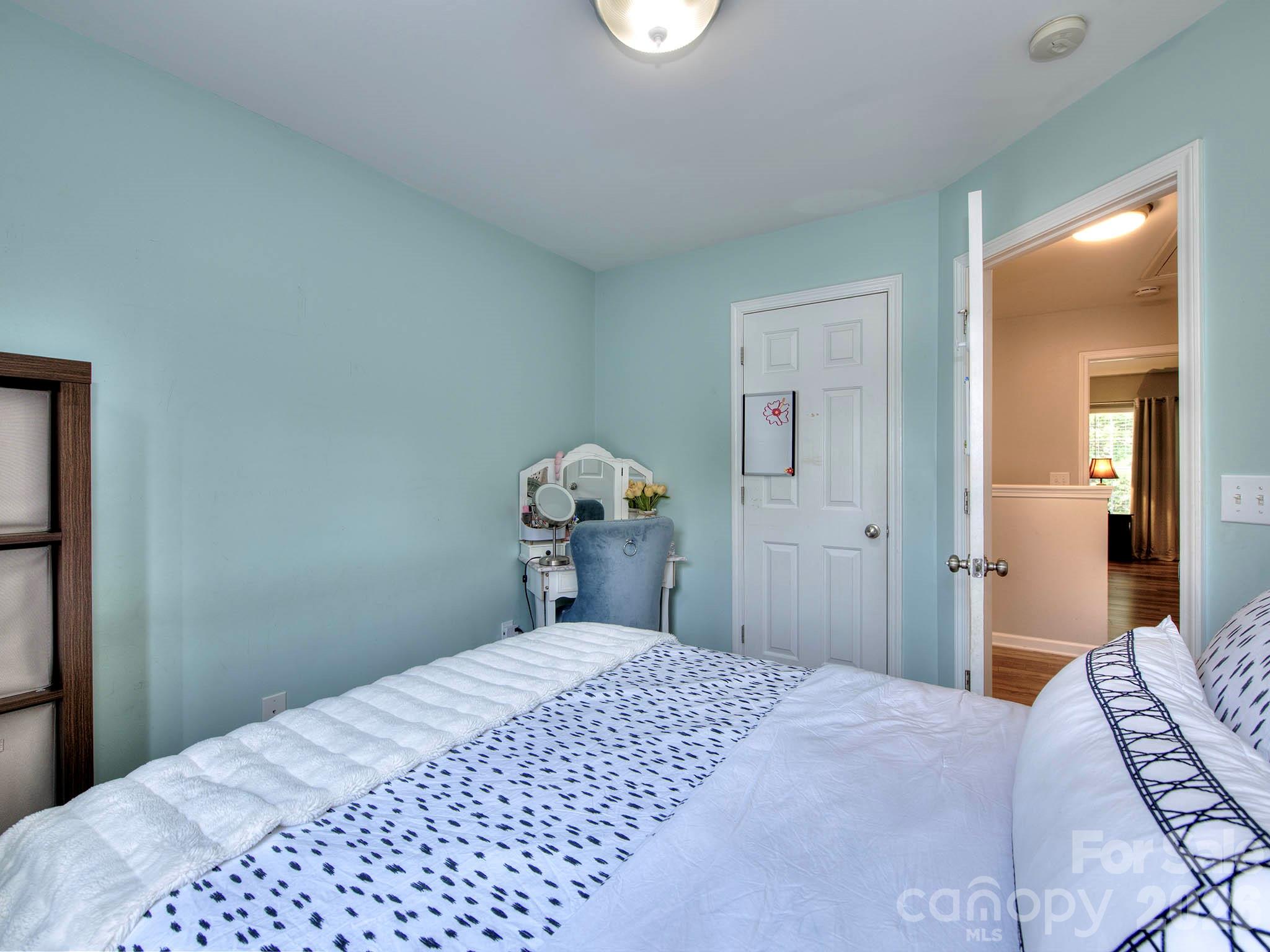 2963 Little Stream Court Property Photo 17