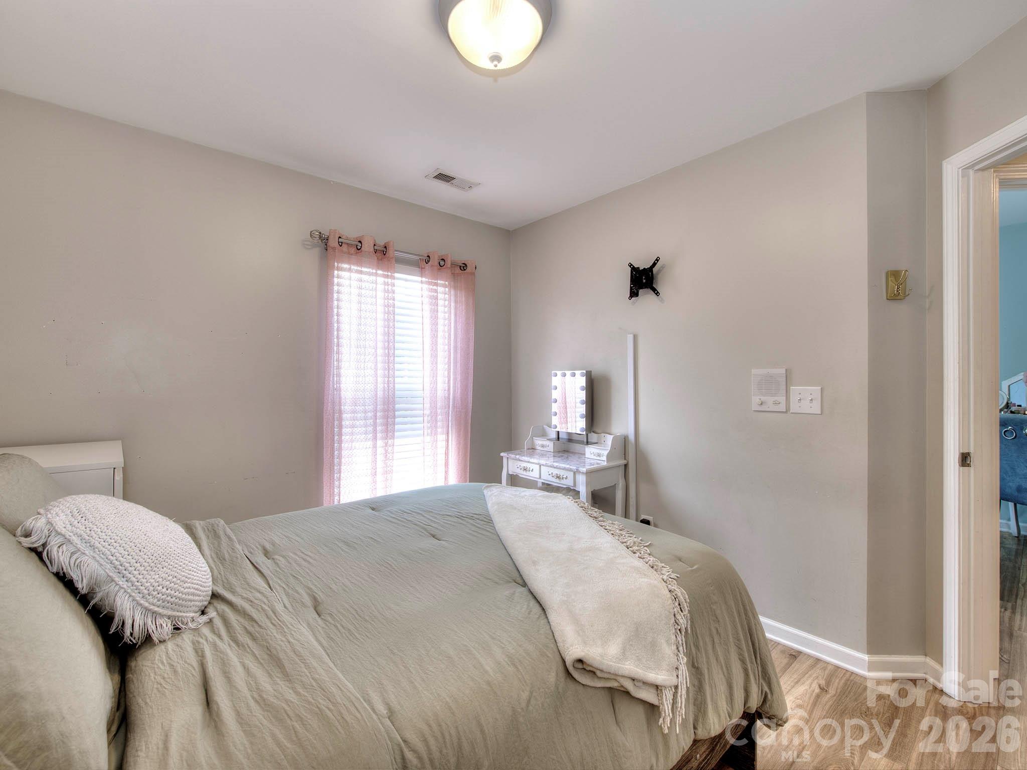 2963 Little Stream Court Property Photo 19