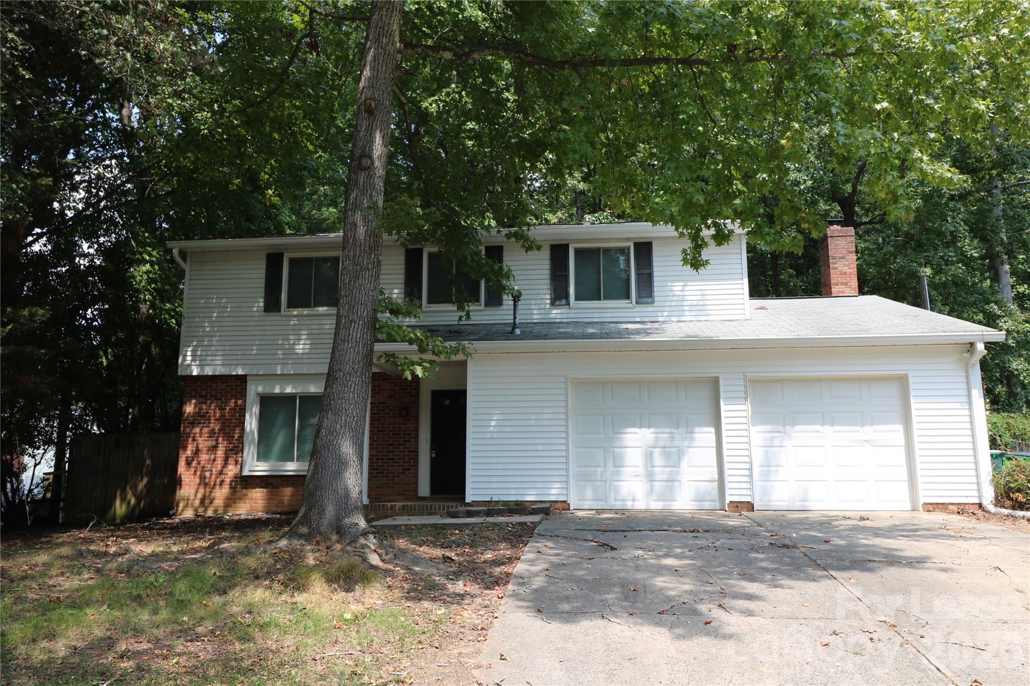 9211 Nash Avenue Property Photo 2