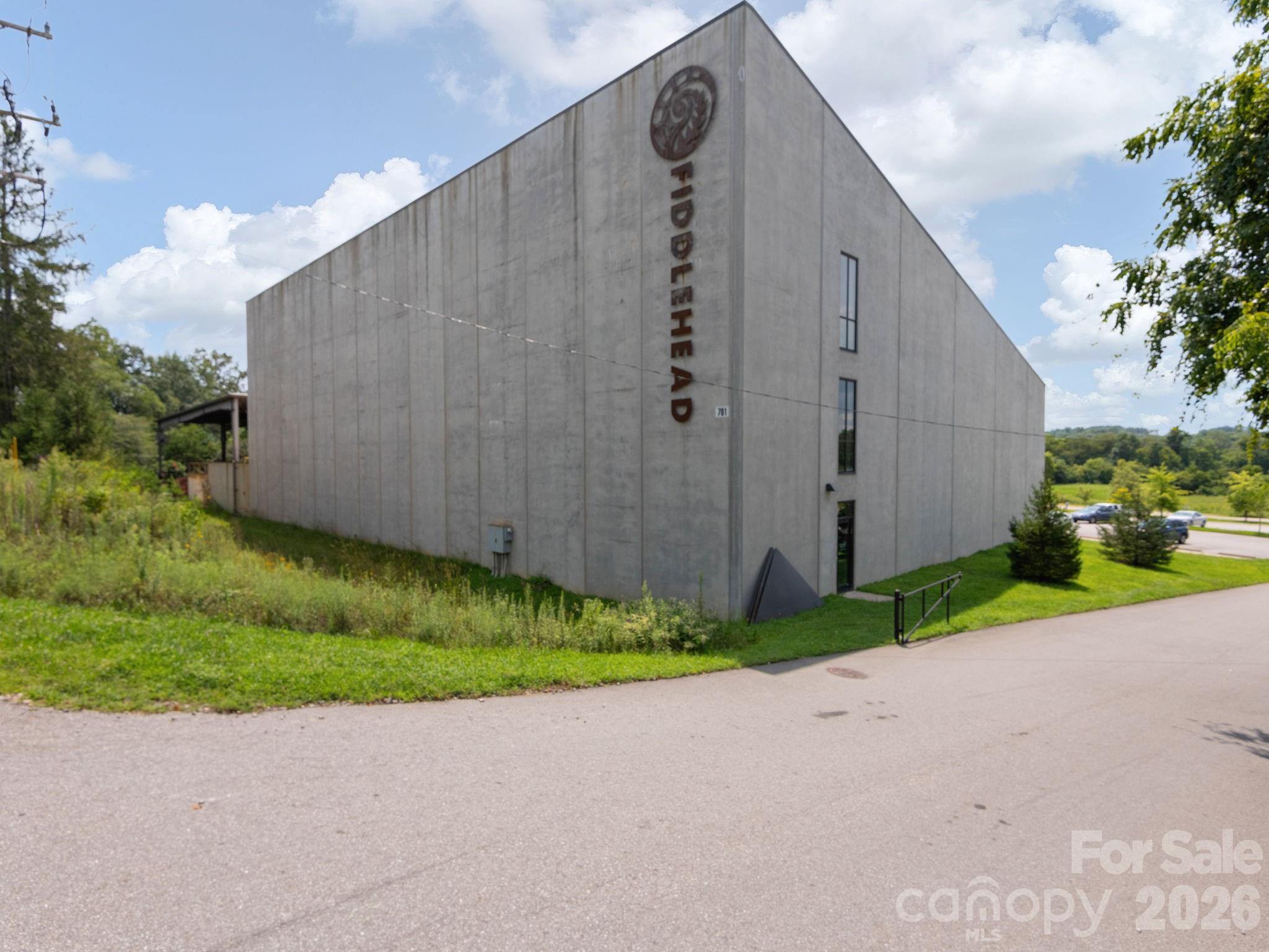 701 Old Fanning Bridge Road Property Photo 4