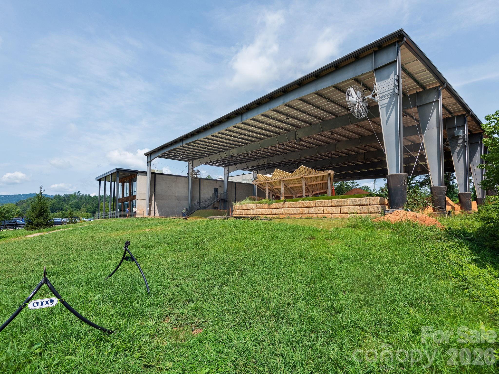701 Old Fanning Bridge Road Property Photo 5