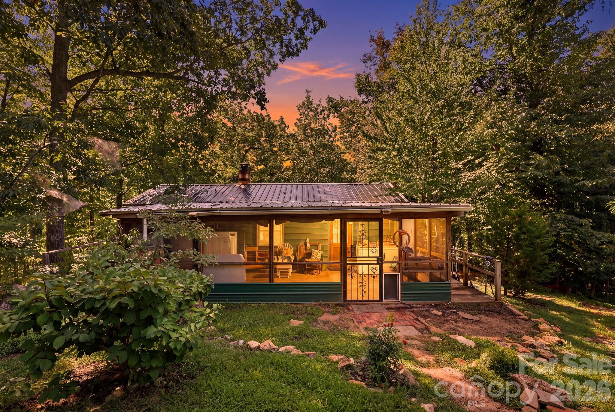 464 Mason Road Property Photo 1