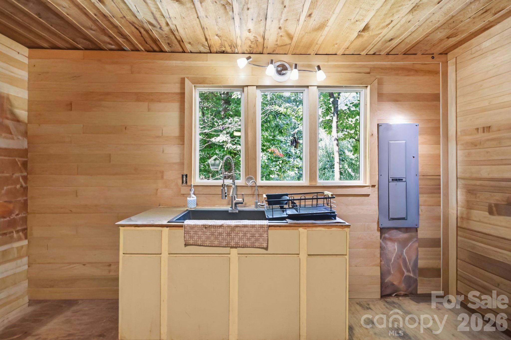 464 Mason Road Property Photo 16