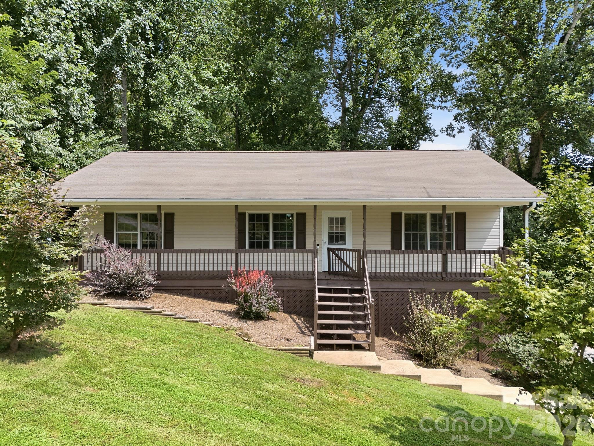 16 Westwood Drive Property Photo 2