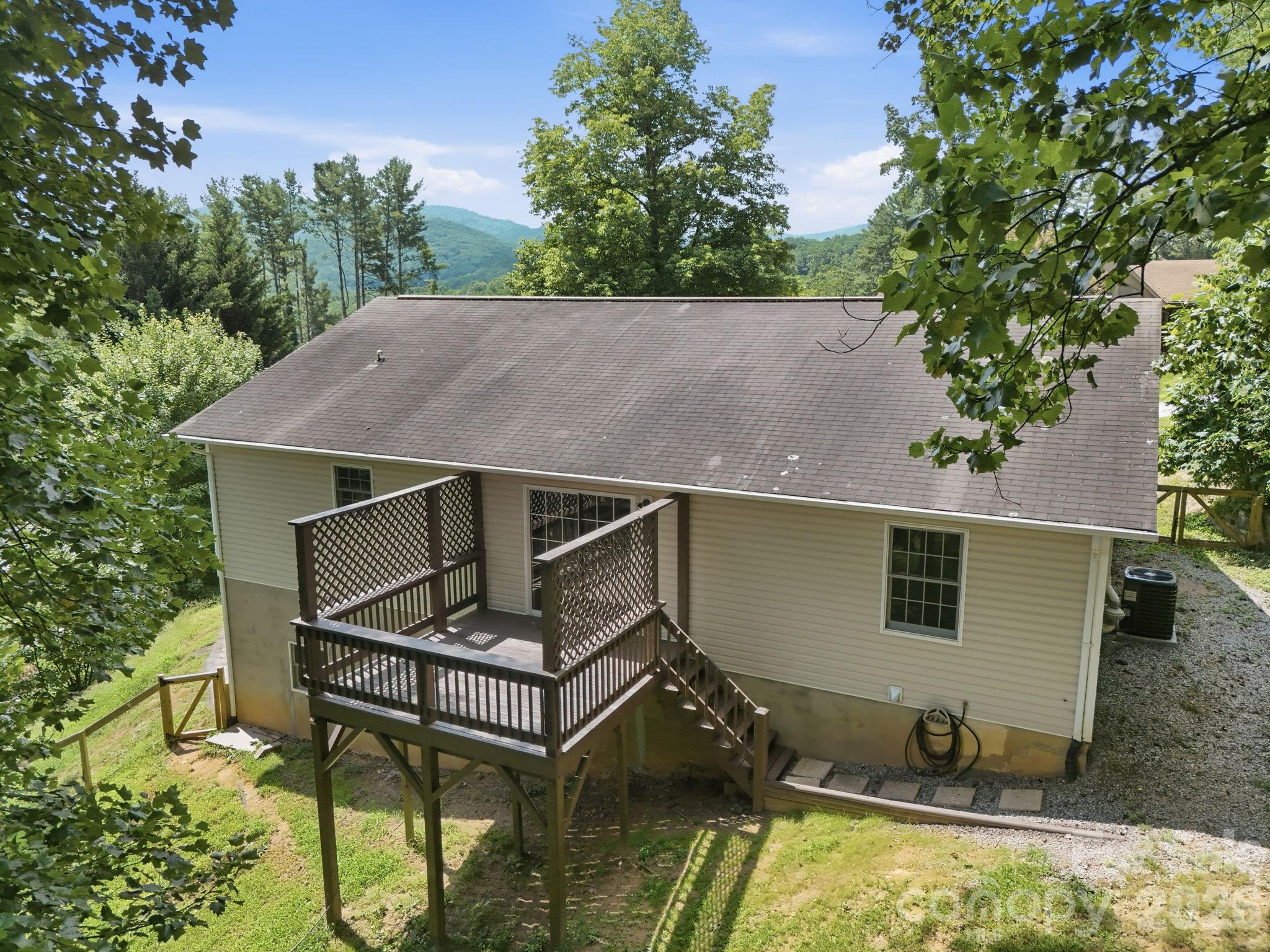 16 Westwood Drive Property Photo 6