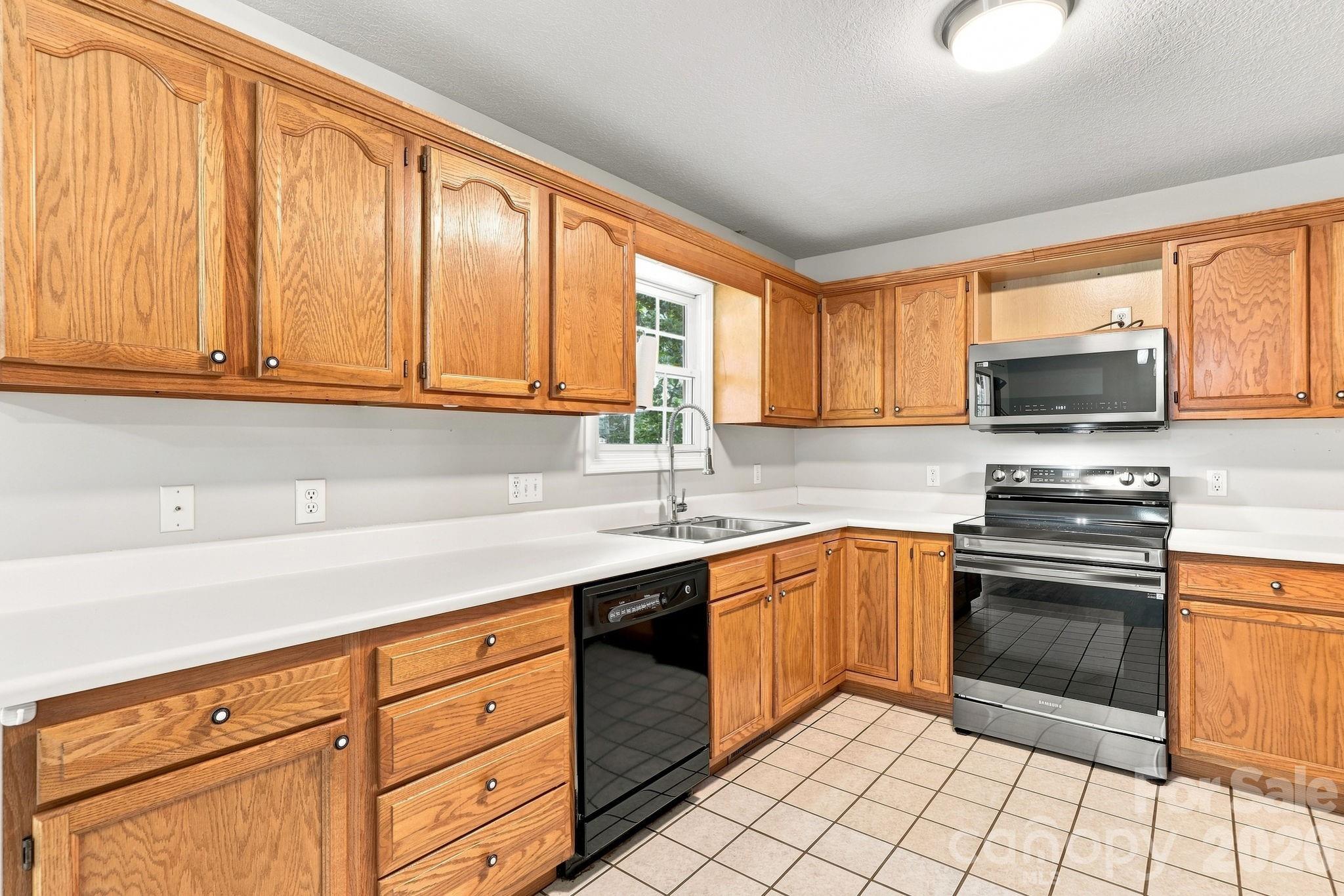 16 Westwood Drive Property Photo 16