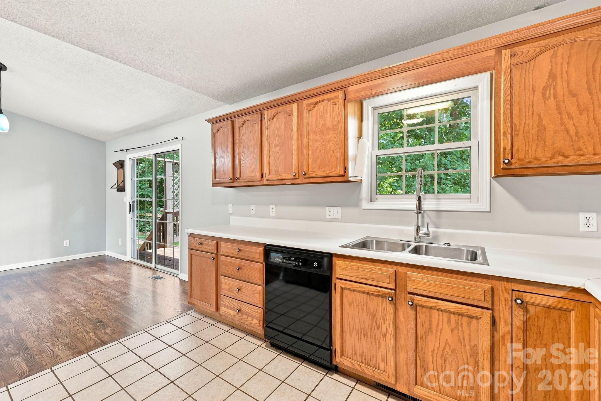 16 Westwood Drive Property Photo 18