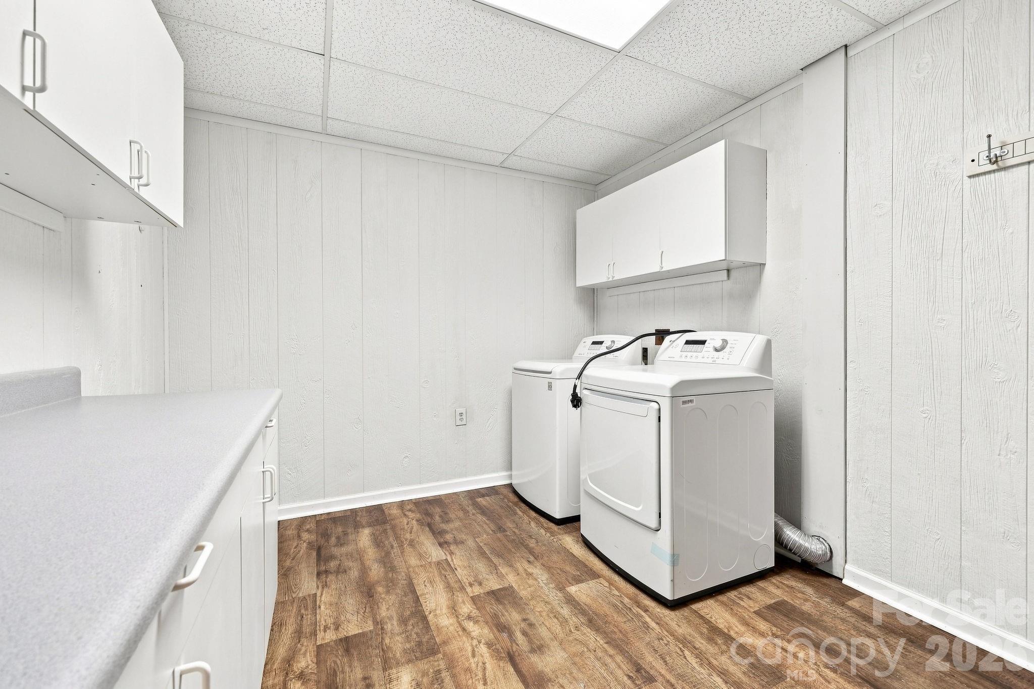 16 Westwood Drive Property Photo 29
