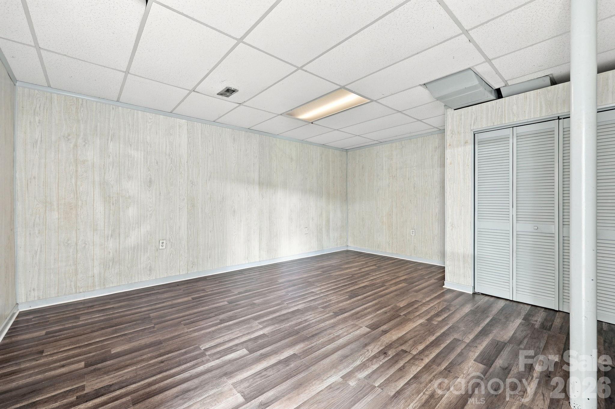 16 Westwood Drive Property Photo 32