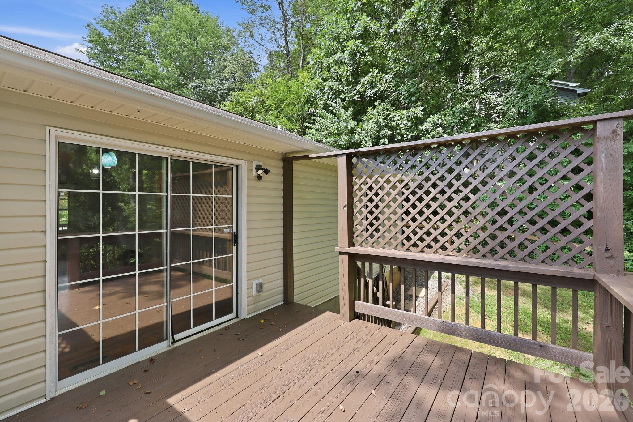 16 Westwood Drive Property Photo 36