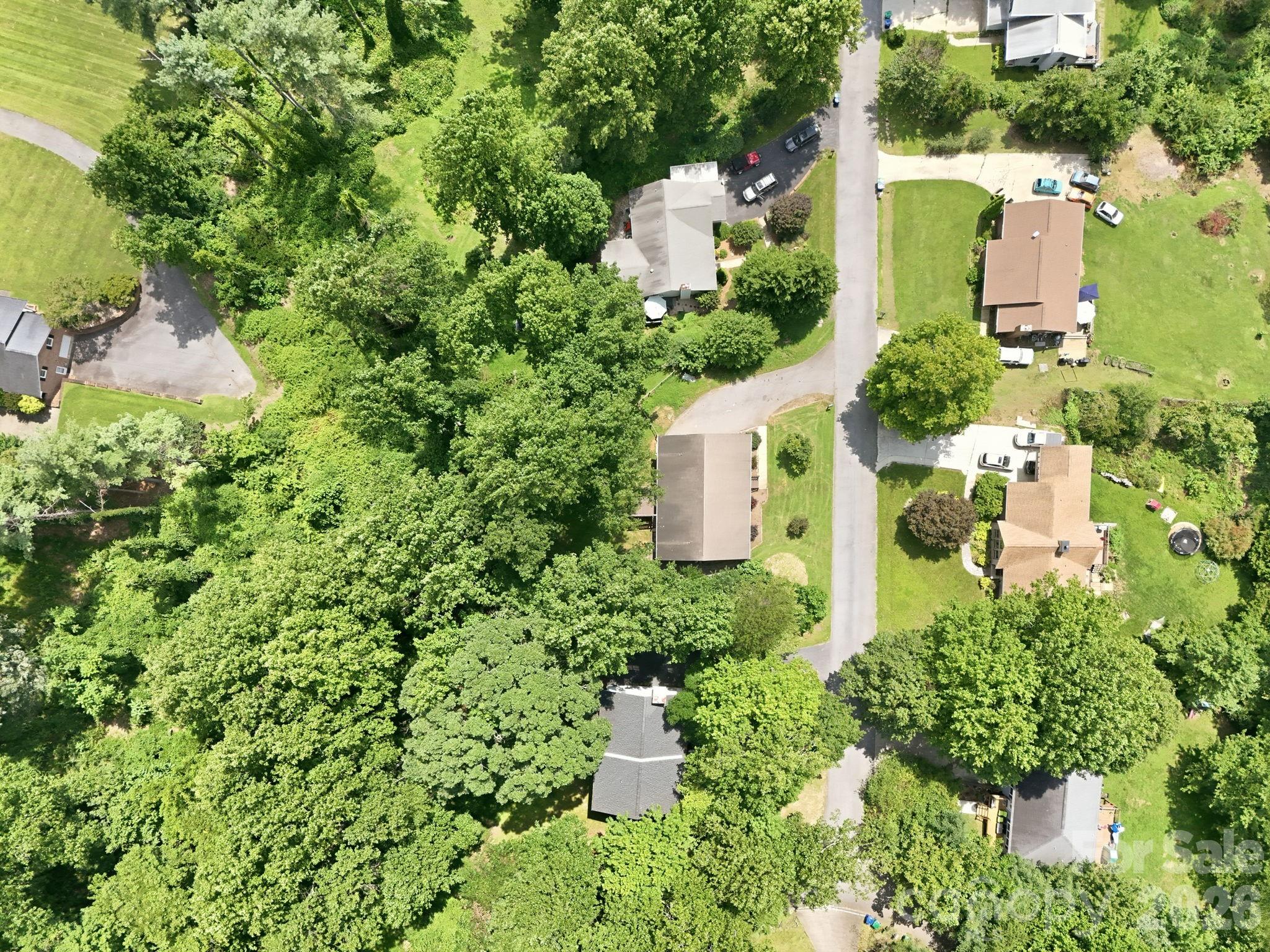 16 Westwood Drive Property Photo 42