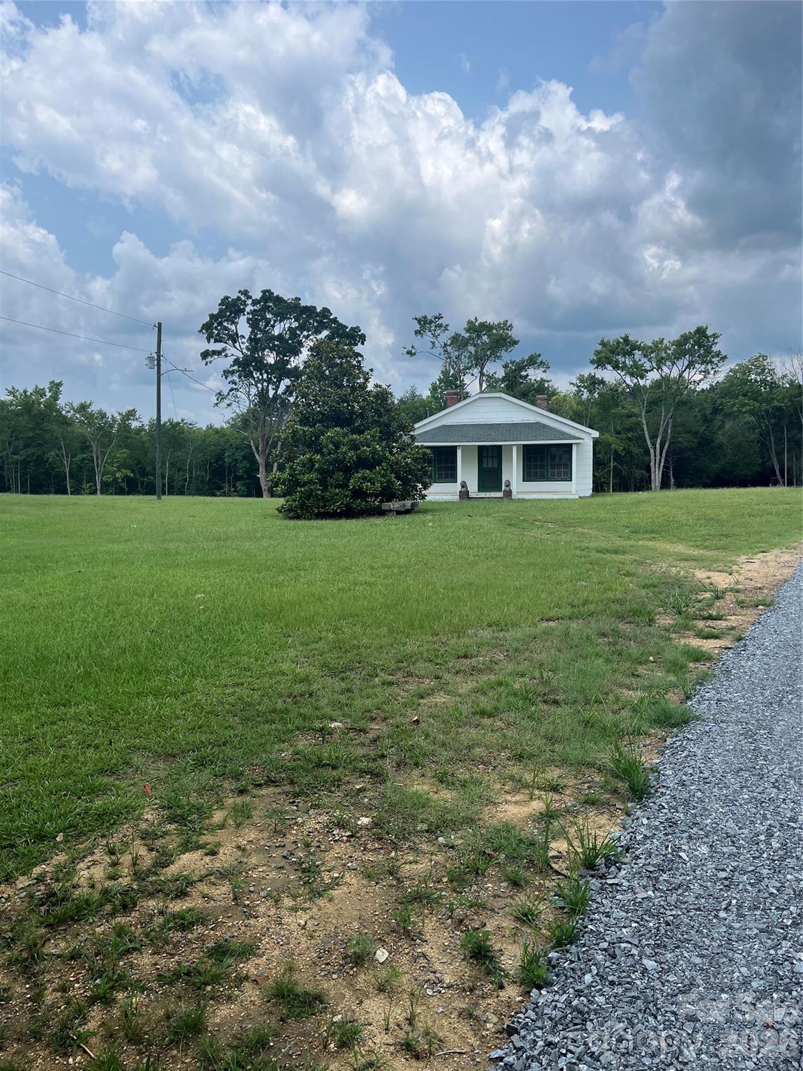 831 S Beersheba Road Property Photo 3