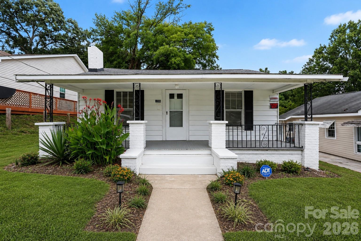 1306 Forrest Street Property Photo 1
