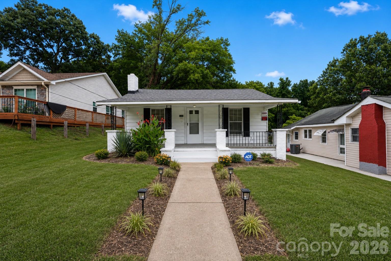 1306 Forrest Street Property Photo 3