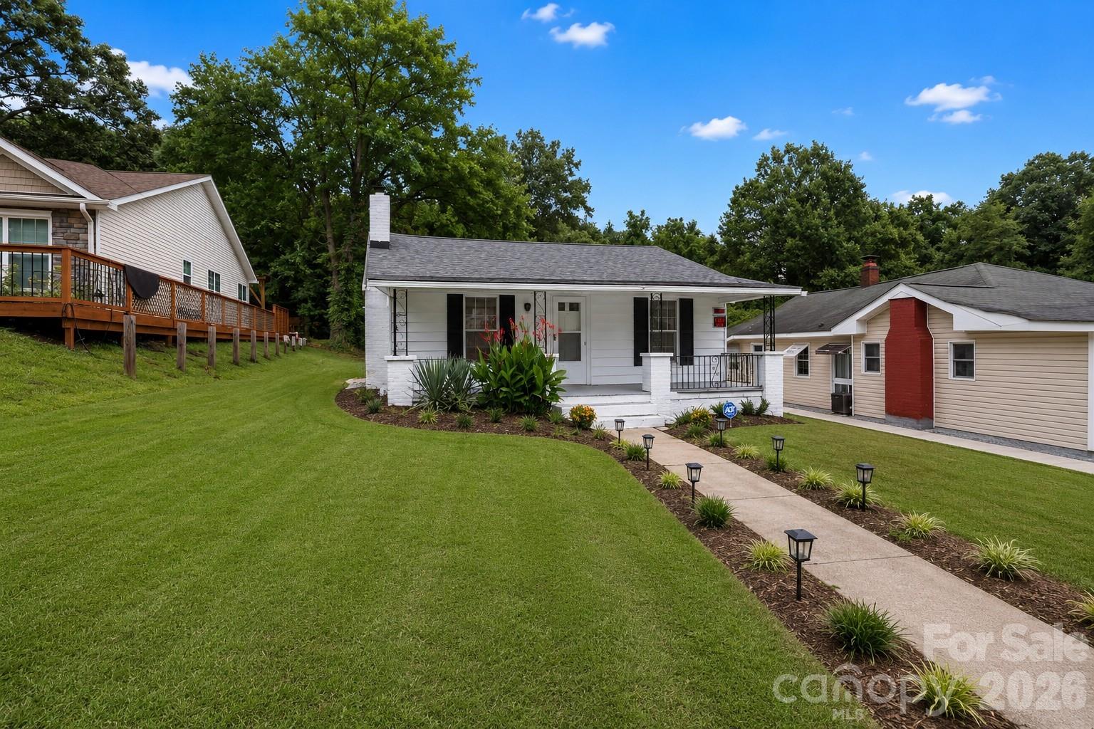 1306 Forrest Street Property Photo 4