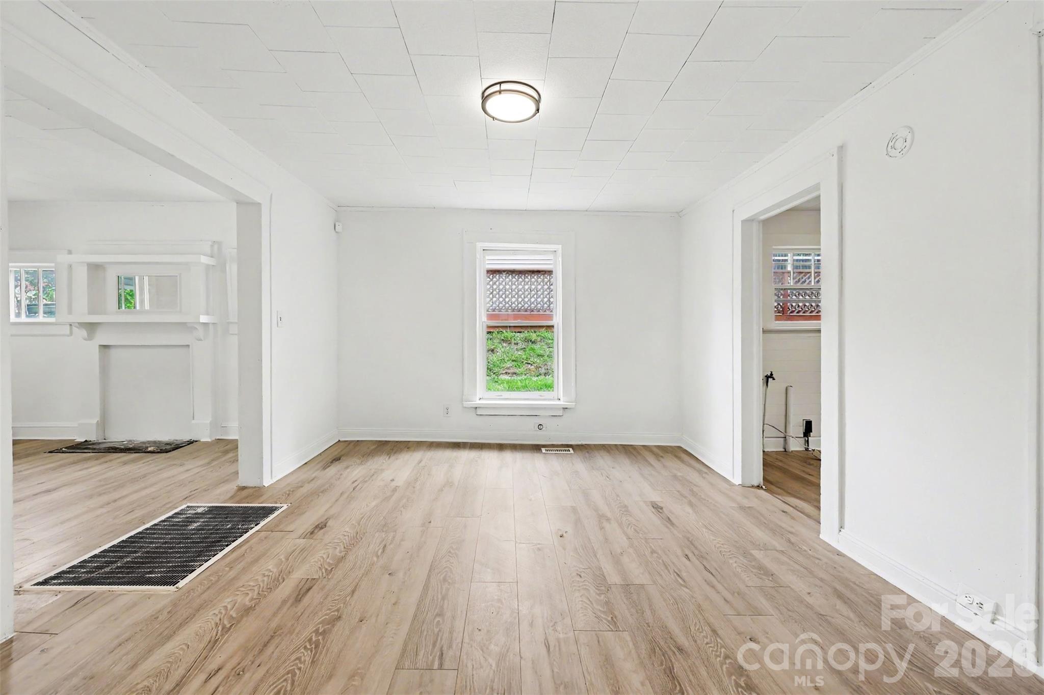 1306 Forrest Street Property Photo 7