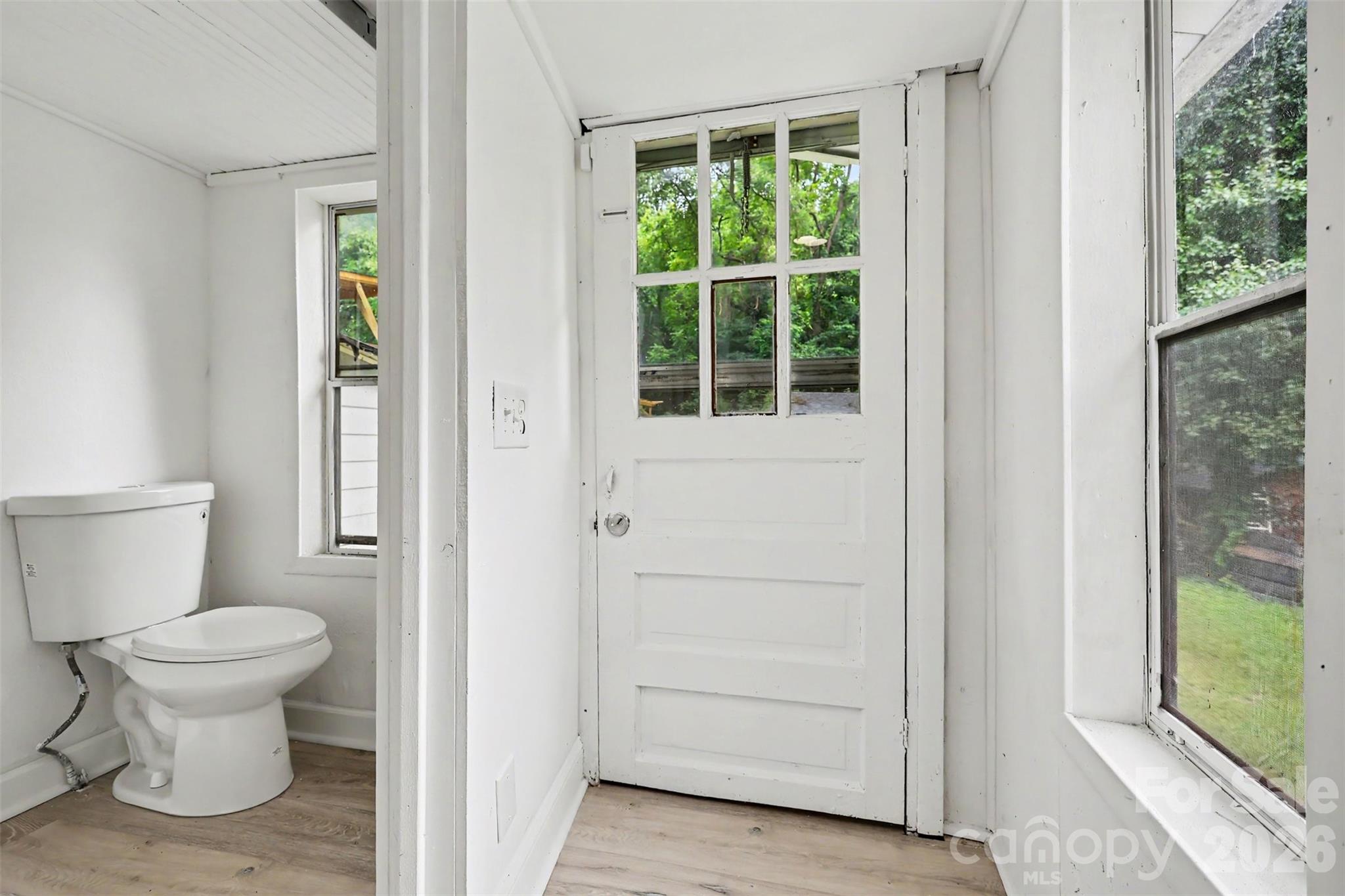 1306 Forrest Street Property Photo 24
