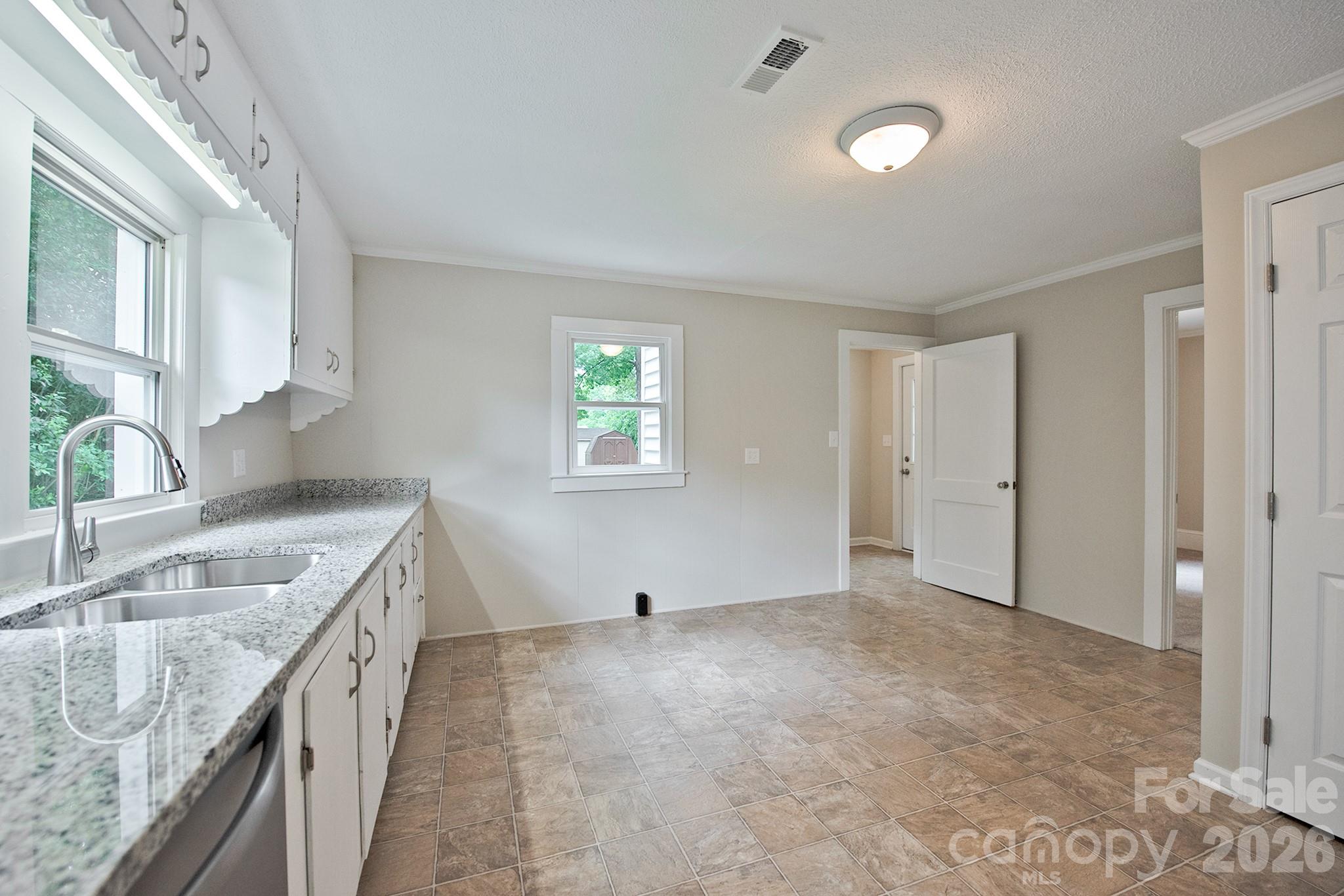 61 Pinecrest Drive Property Photo 24