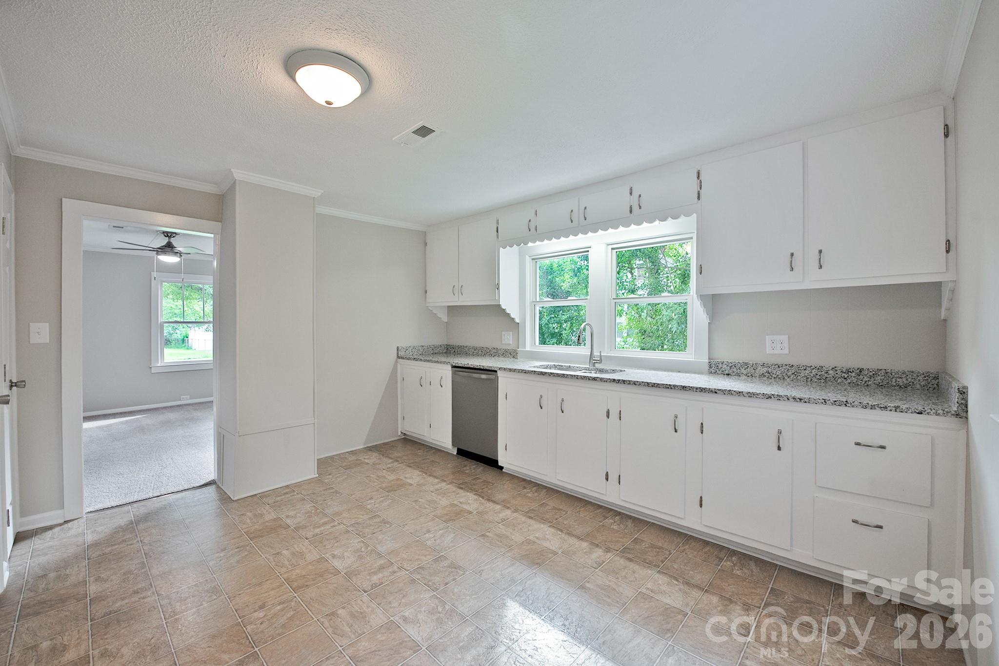 61 Pinecrest Drive Property Photo 25