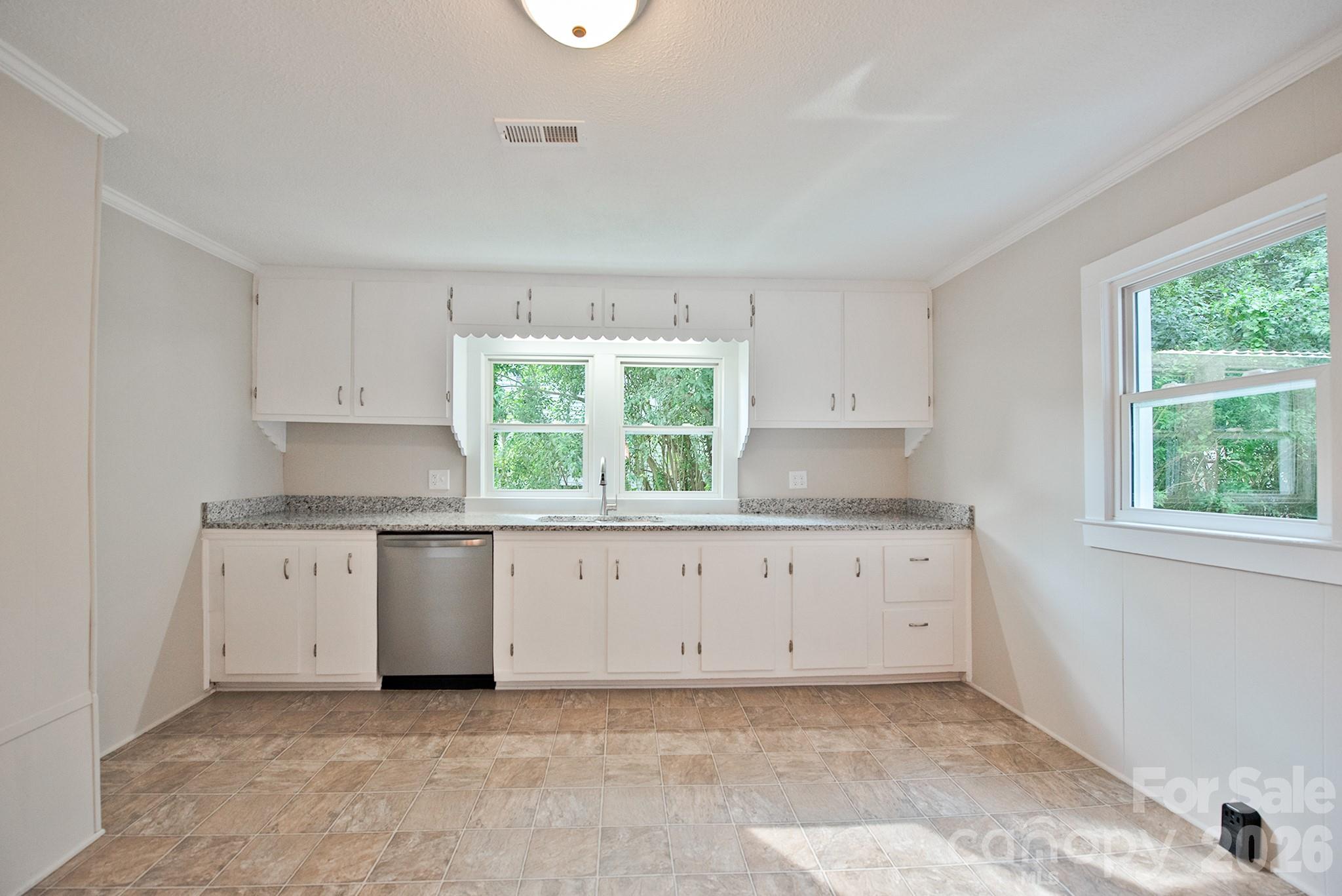 61 Pinecrest Drive Property Photo 26