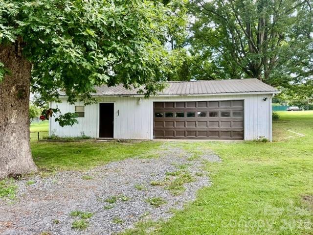 3839 1st Avenue Property Photo 2