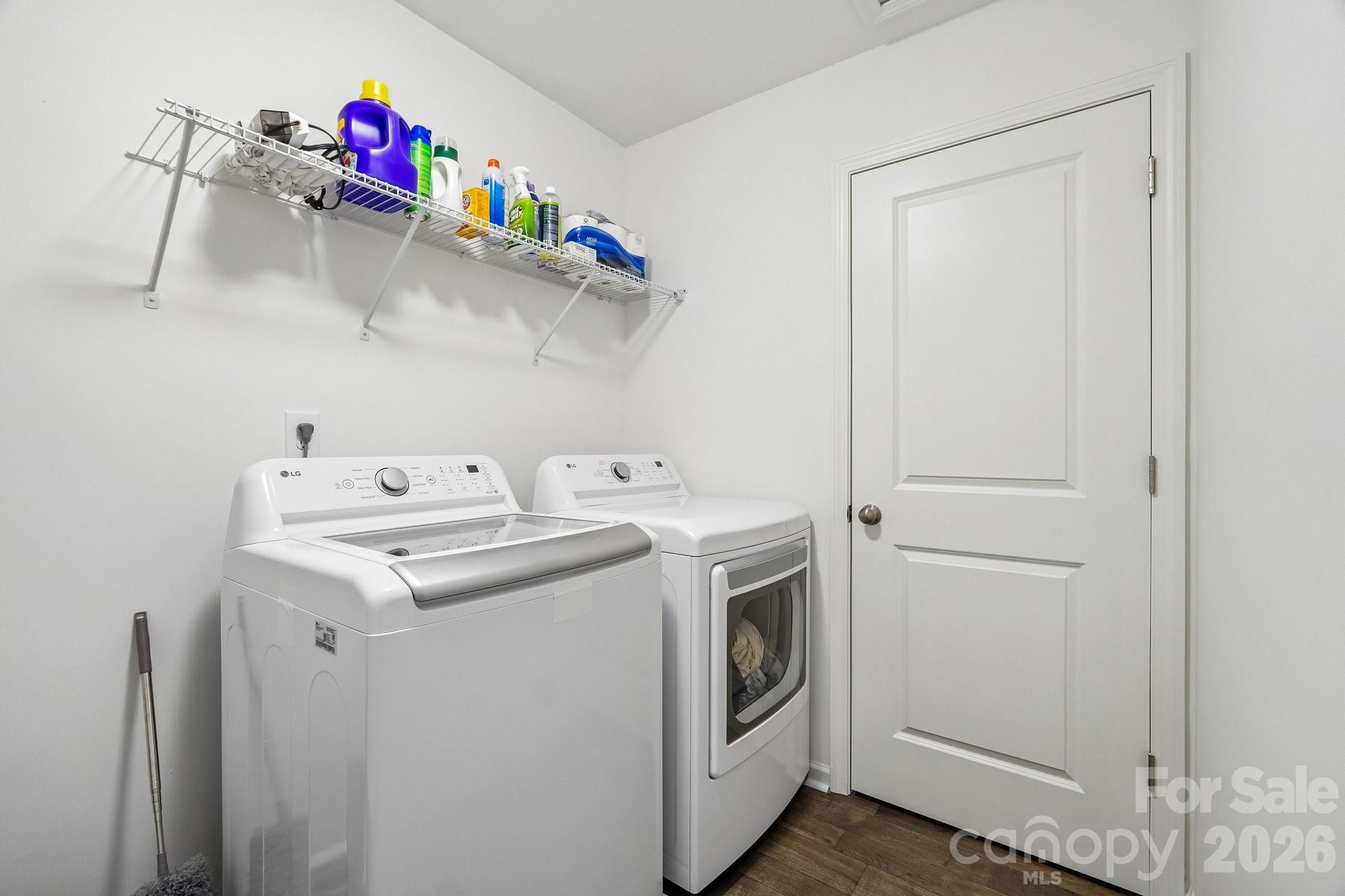 329 Wildmore Way Property Photo 28
