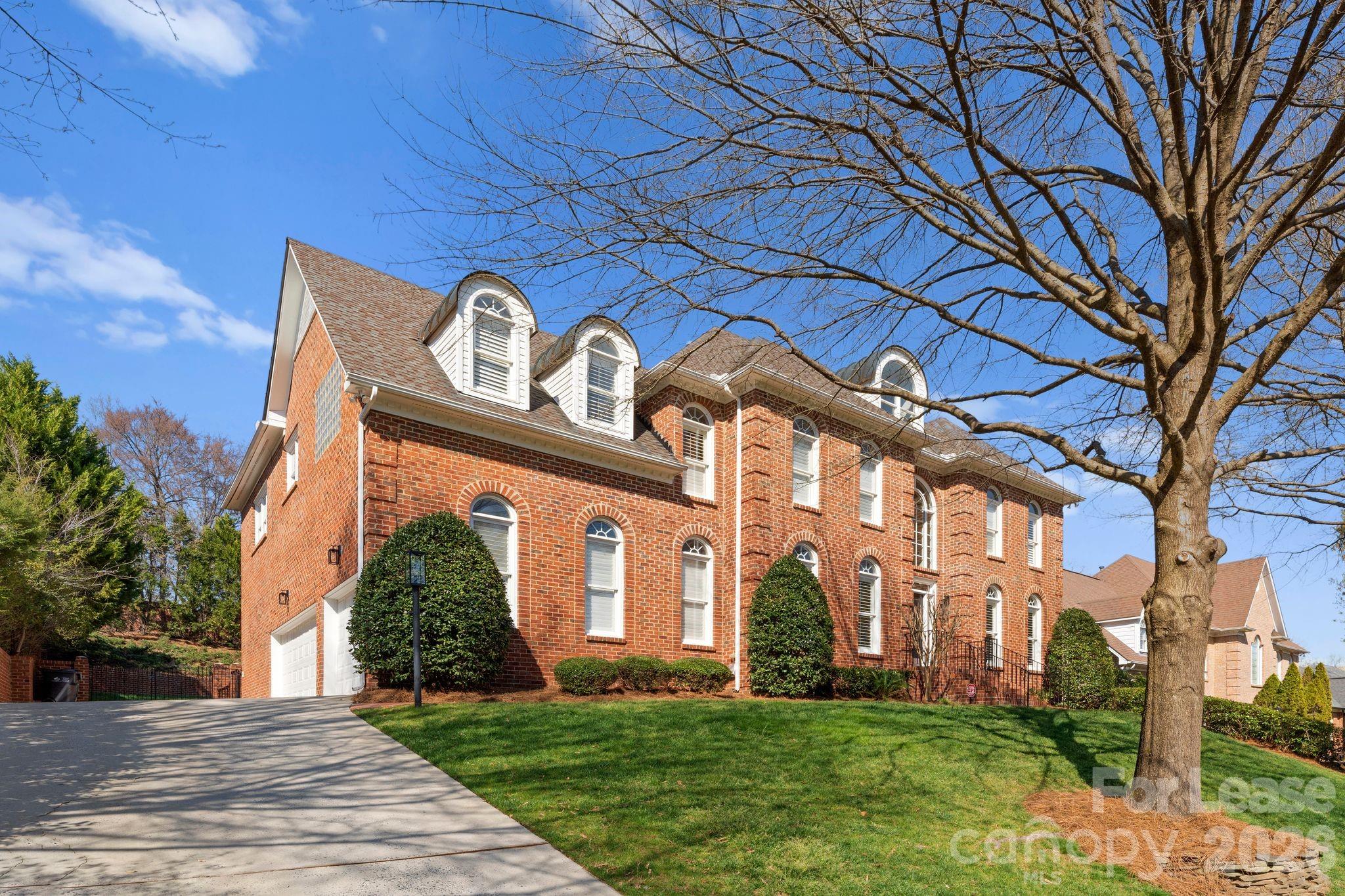 2134 Glade Hill Road Property Photo 2
