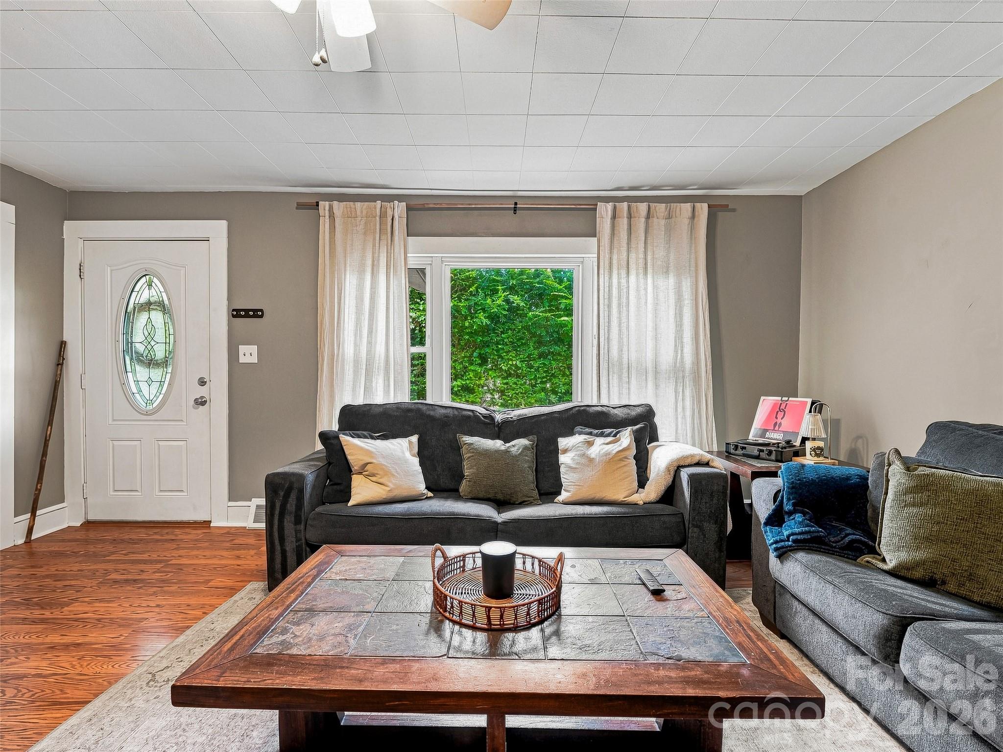 6 Bradford Circle Property Photo 9
