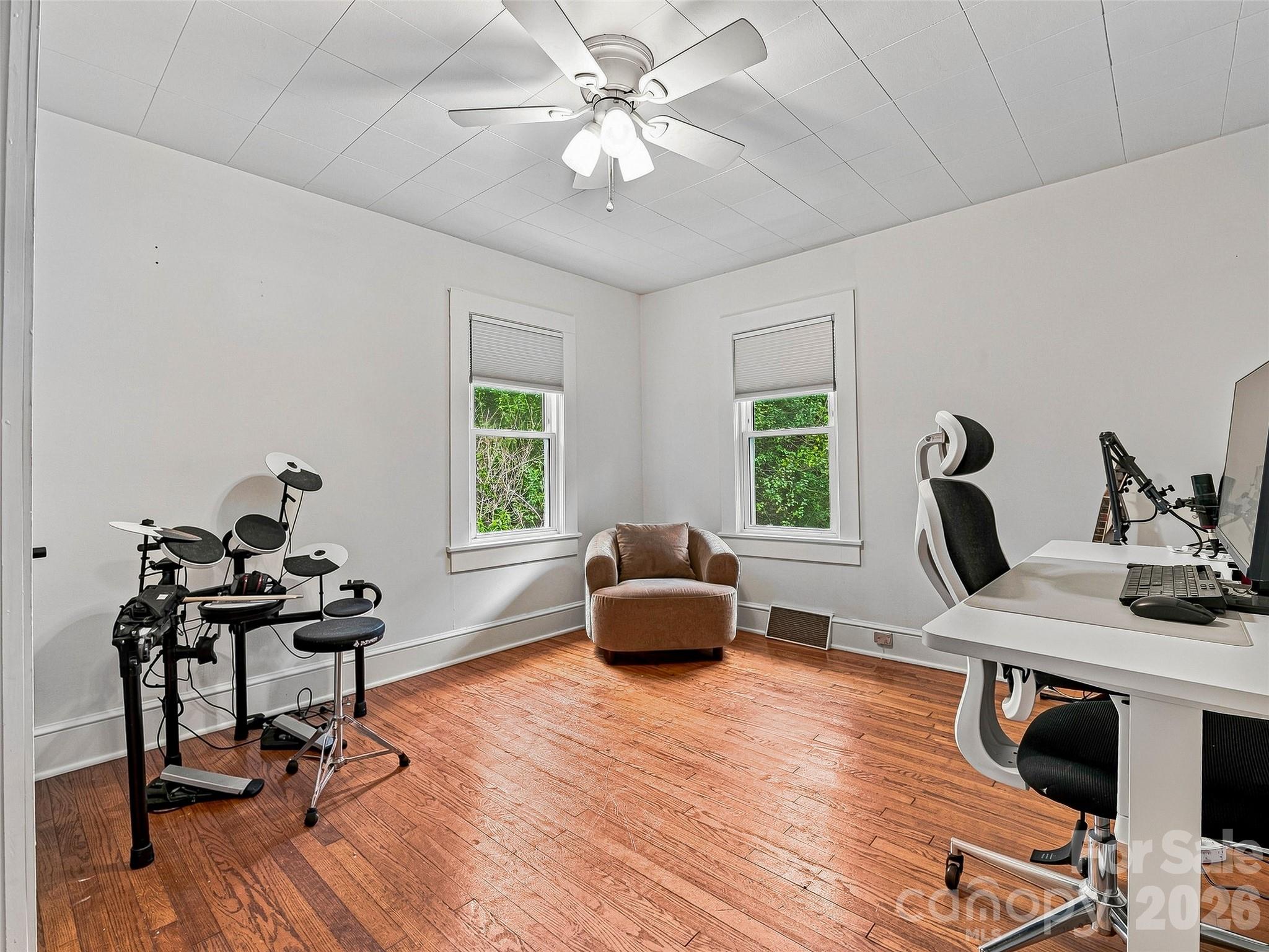 6 Bradford Circle Property Photo 15