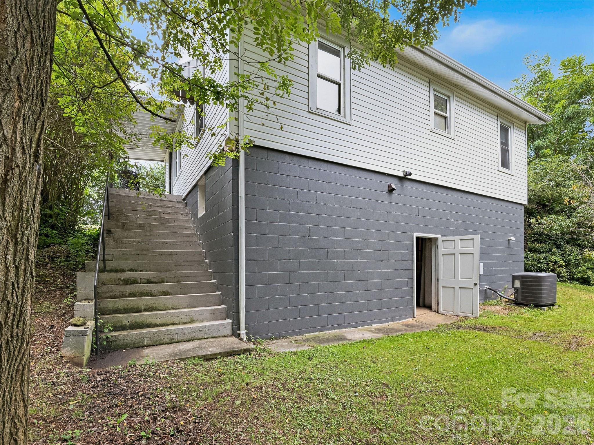 6 Bradford Circle Property Photo 23