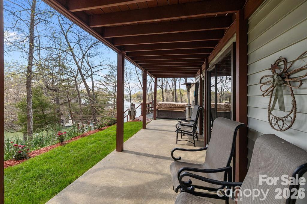 9067 Tulagi Court Property Photo 21