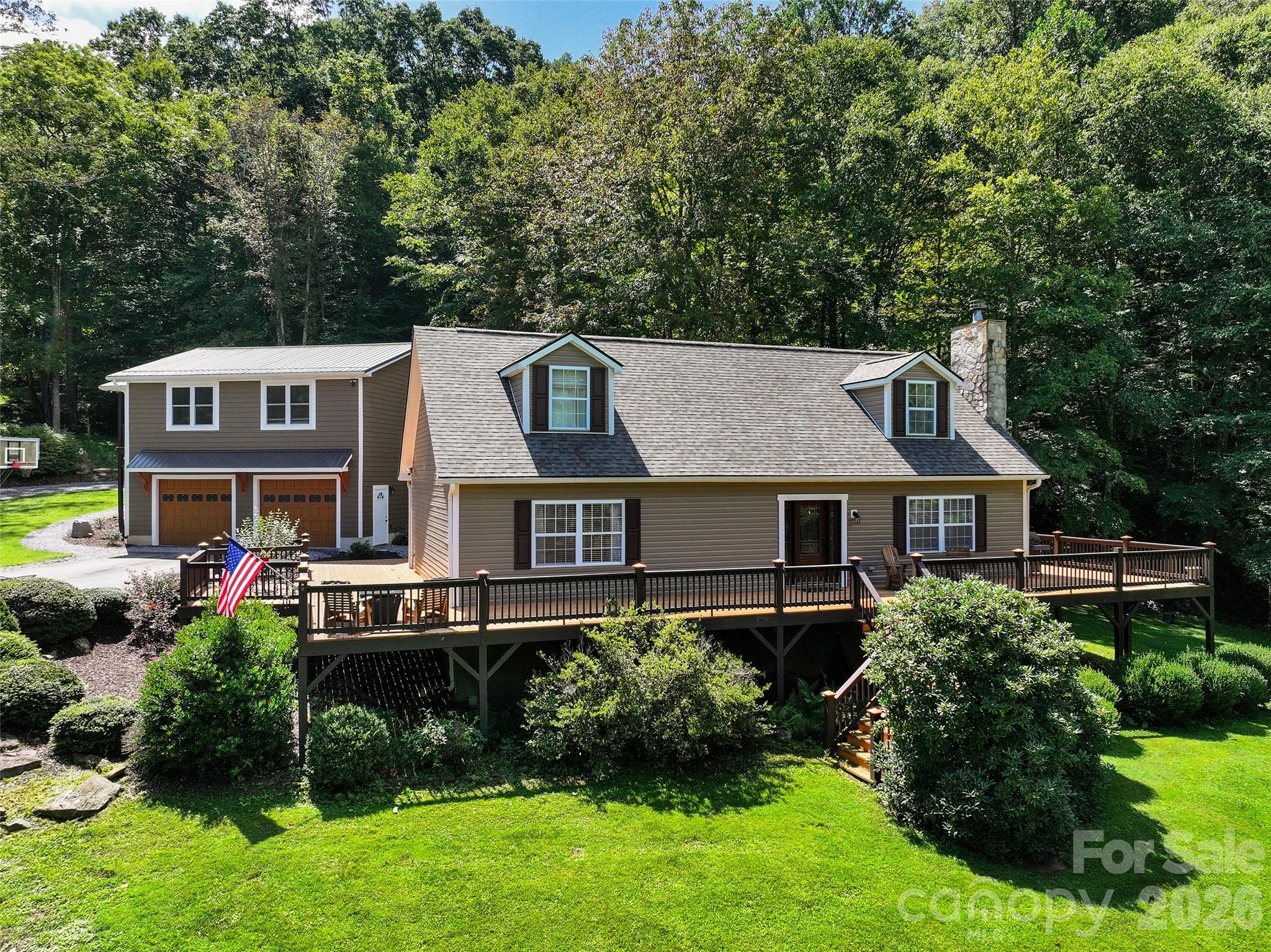 366 Sequoyah Drive Property Photo 1