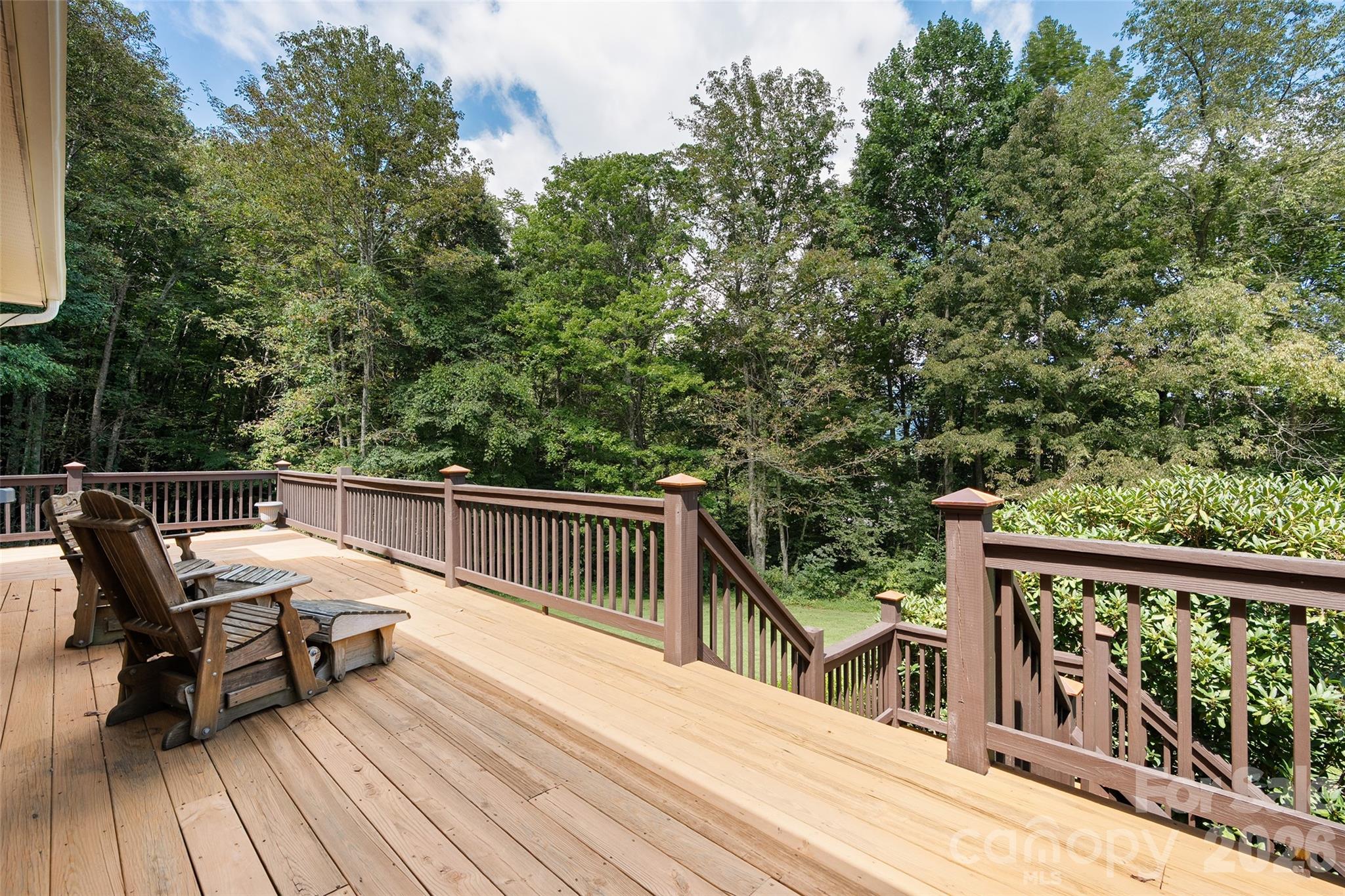 366 Sequoyah Drive Property Photo 3