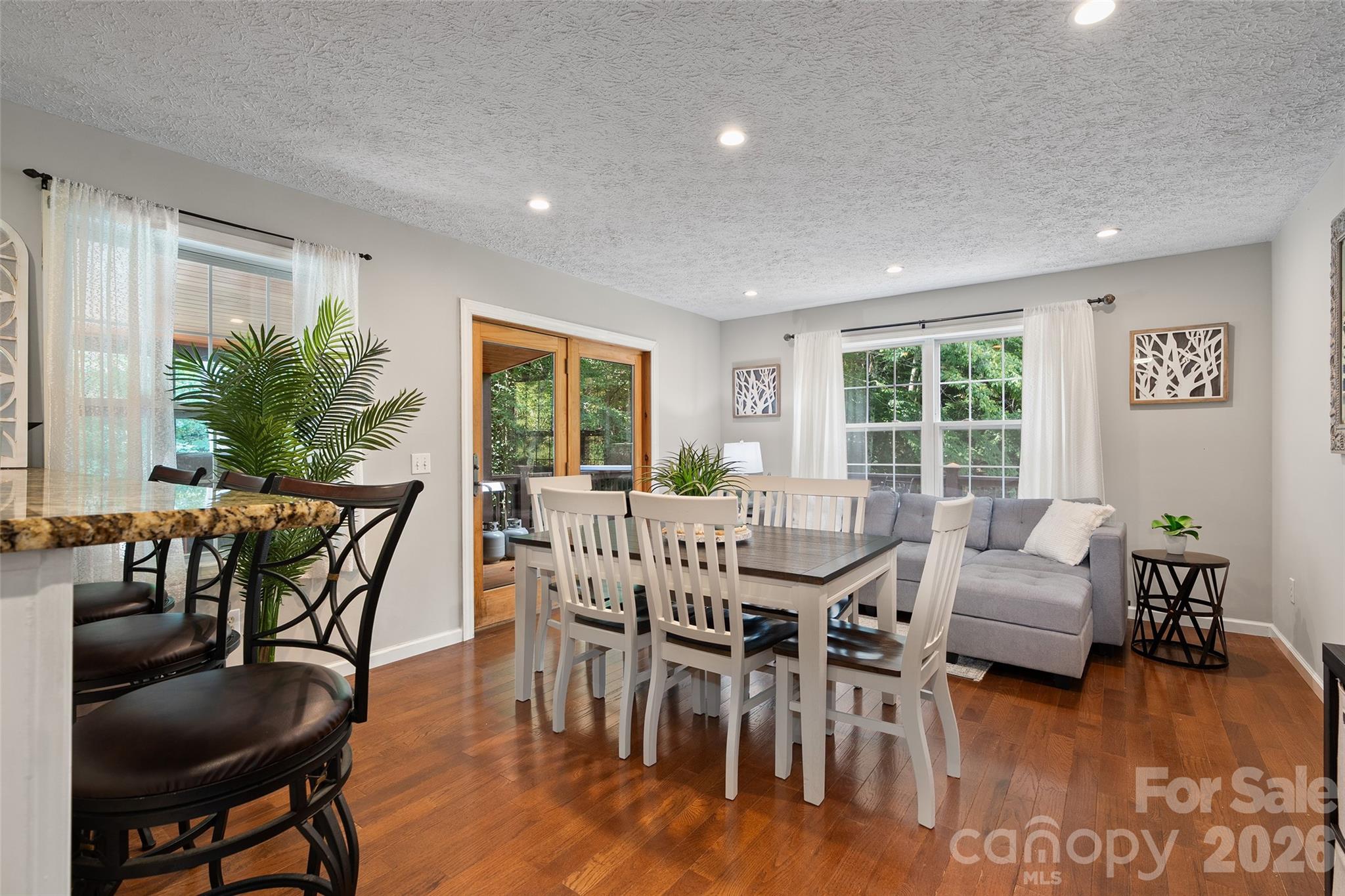 366 Sequoyah Drive Property Photo 14