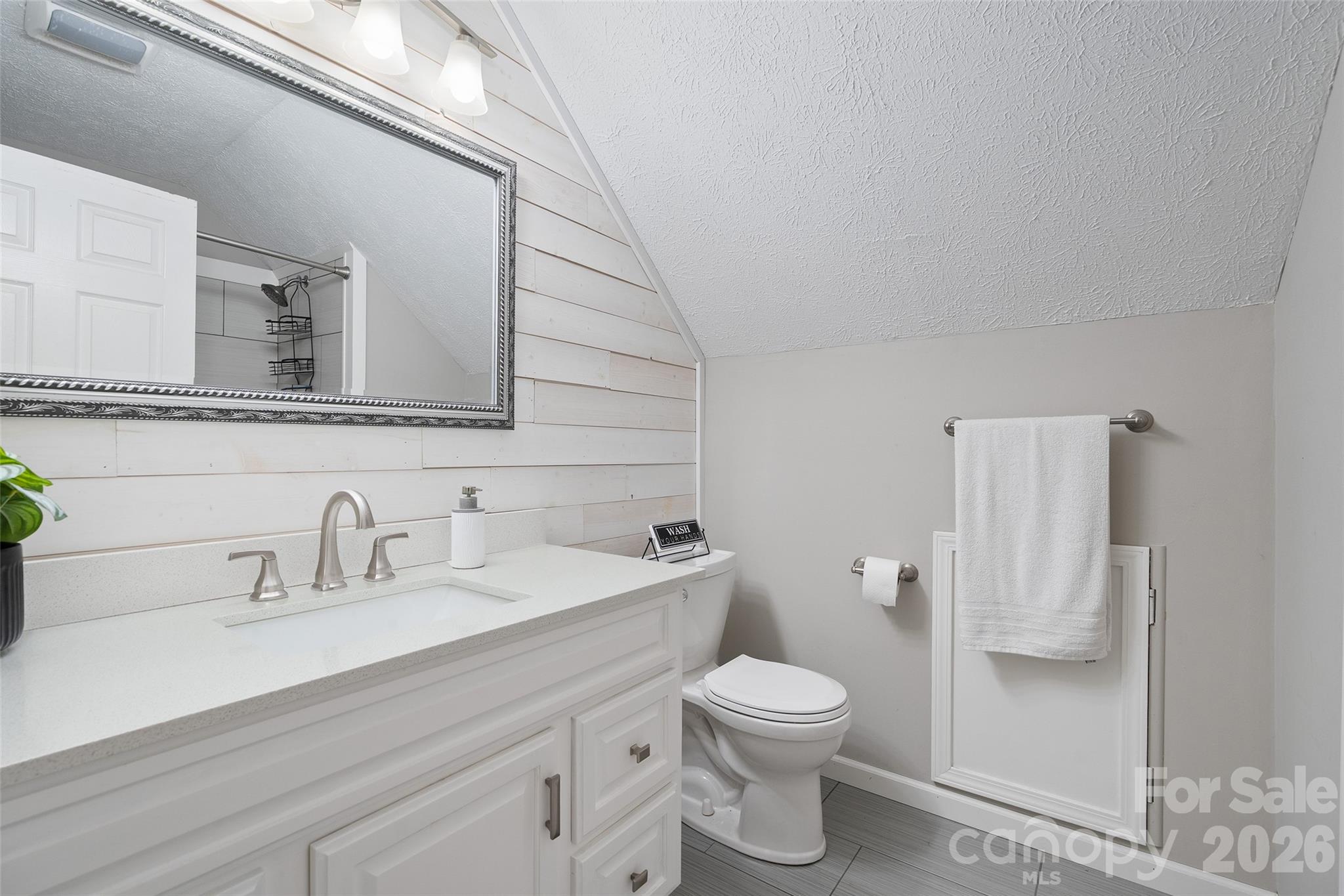 366 Sequoyah Drive Property Photo 28