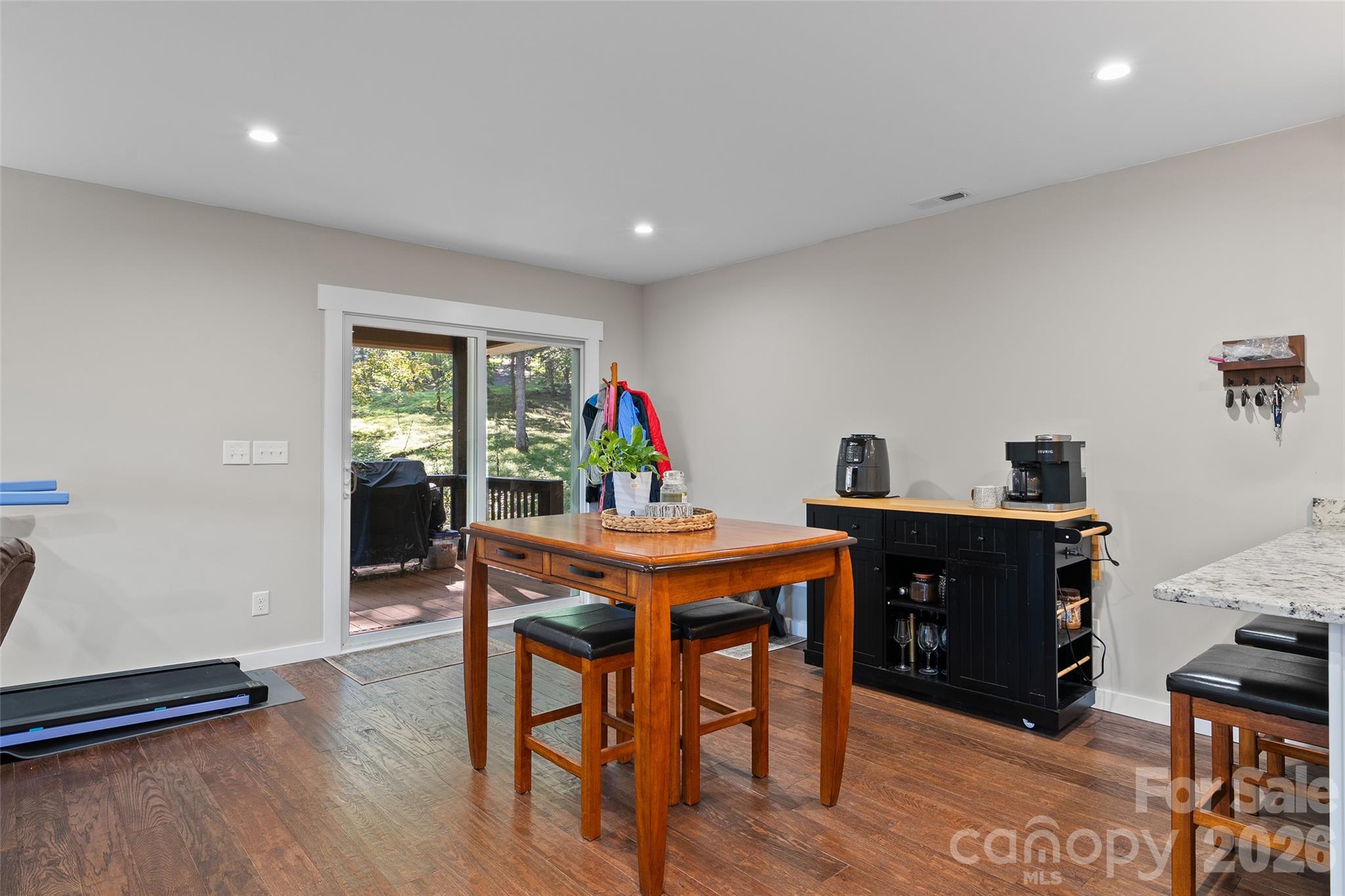 366 Sequoyah Drive Property Photo 39