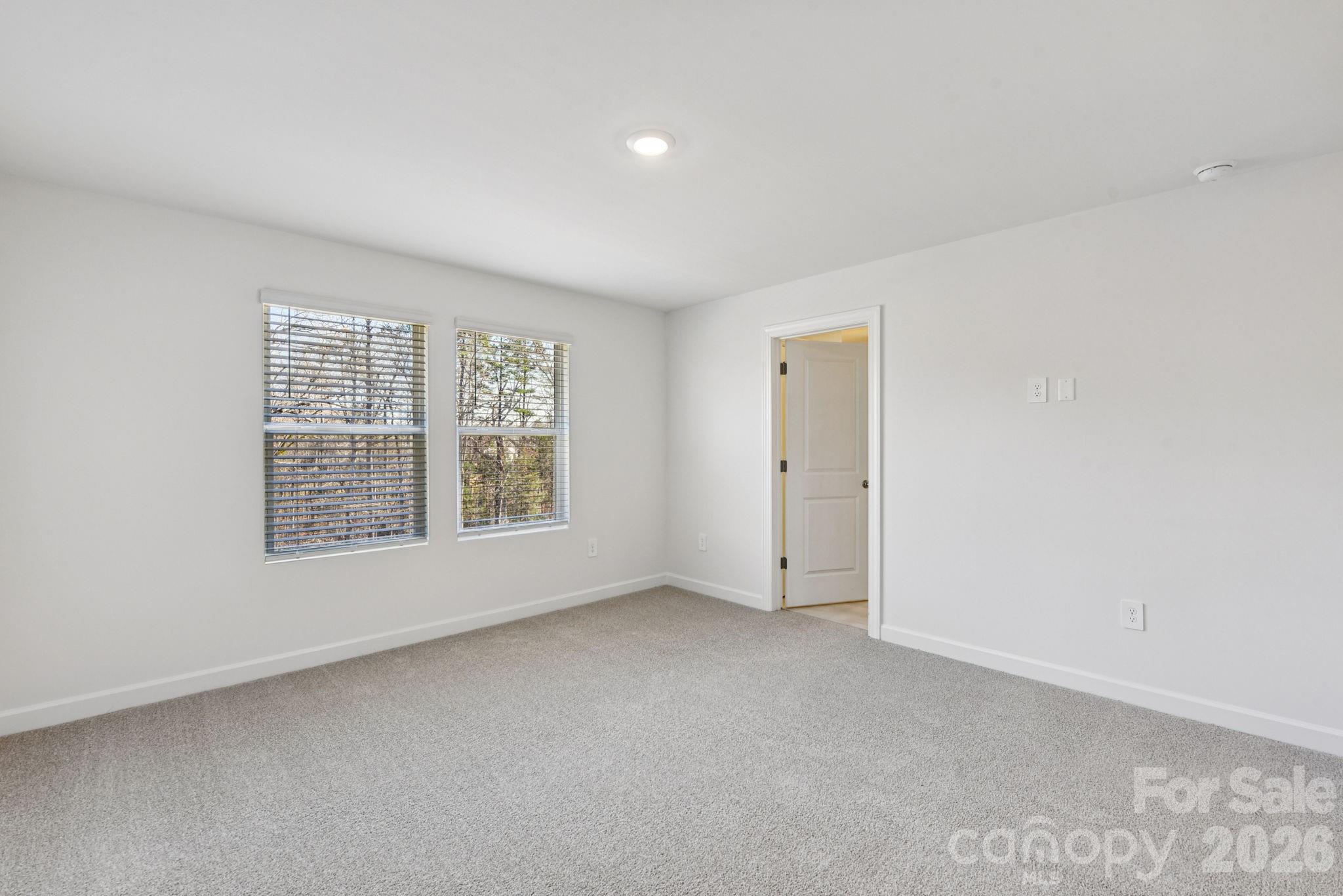 7275 Yardley Street Property Photo 6