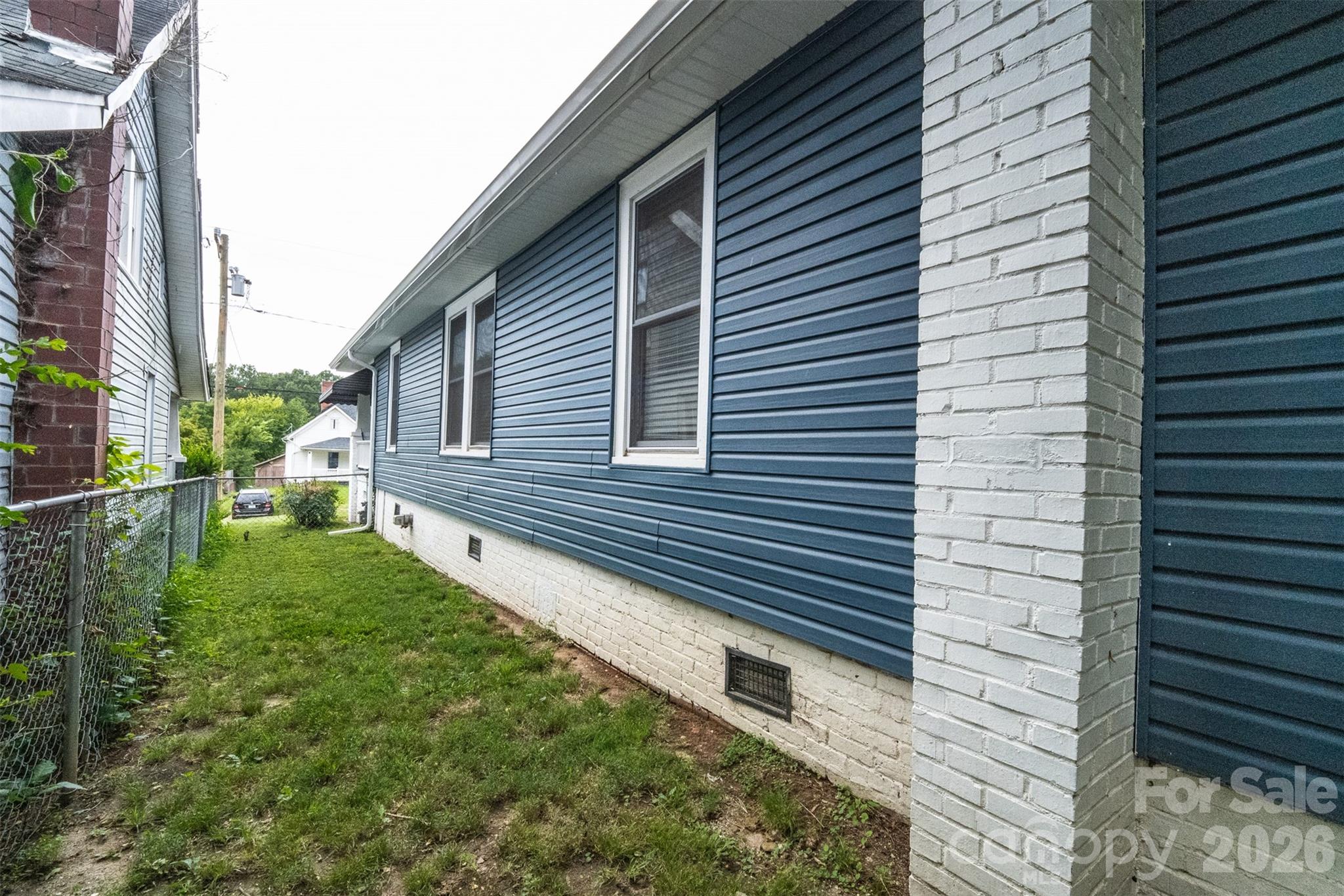 702 5th Street Property Photo 10