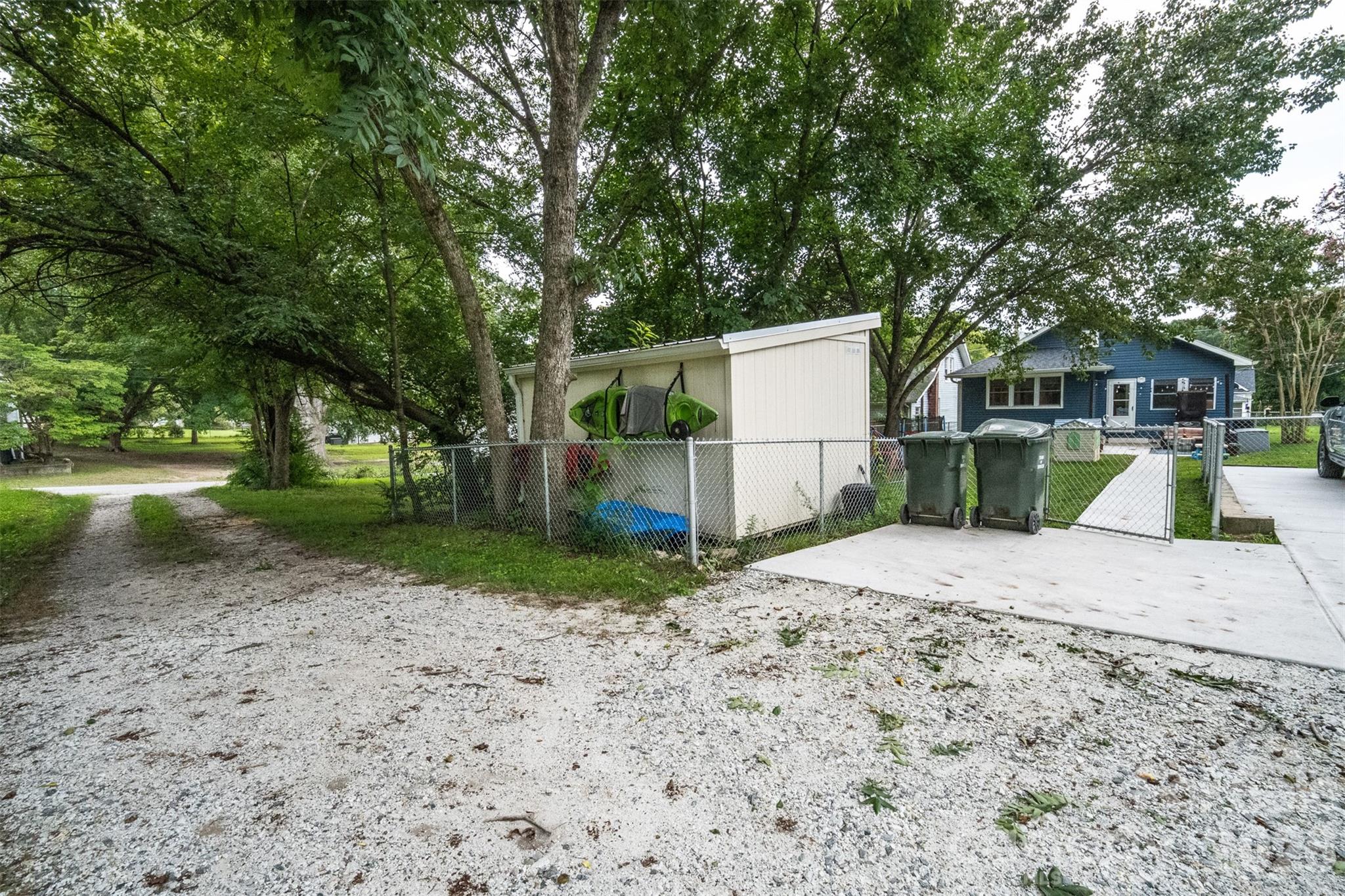 702 5th Street Property Photo 13