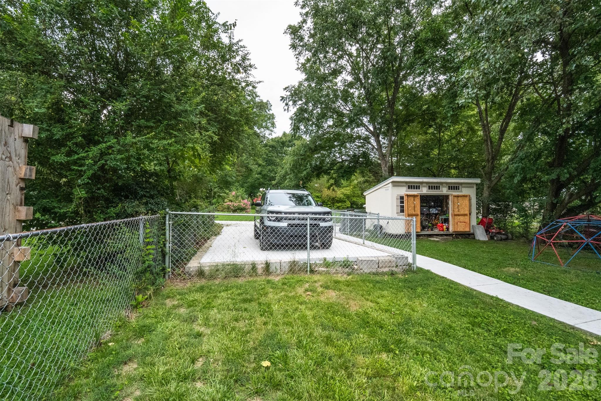 702 5th Street Property Photo 15