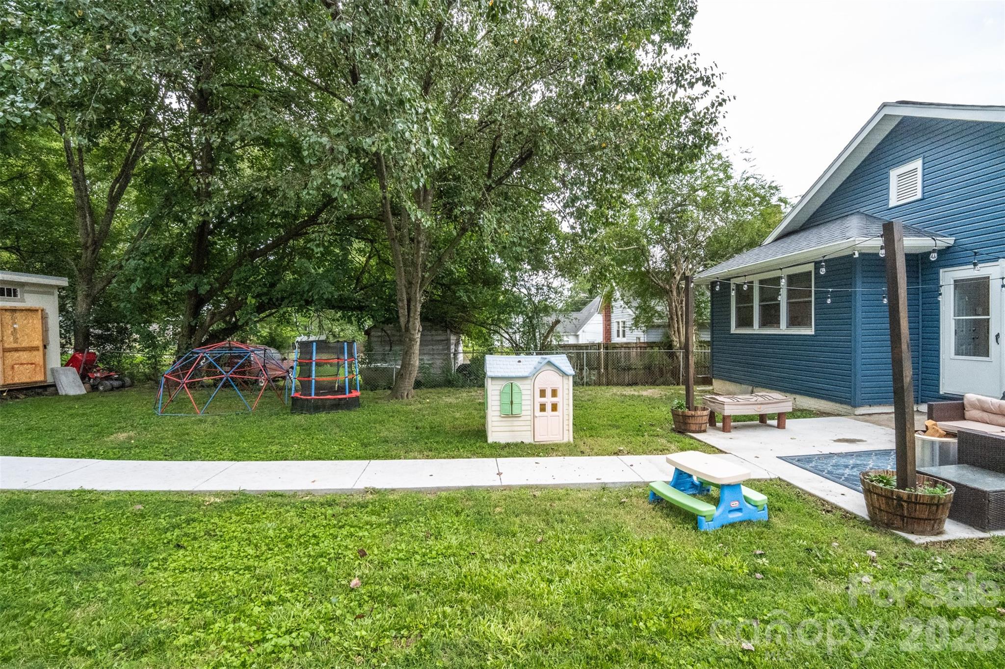 702 5th Street Property Photo 16