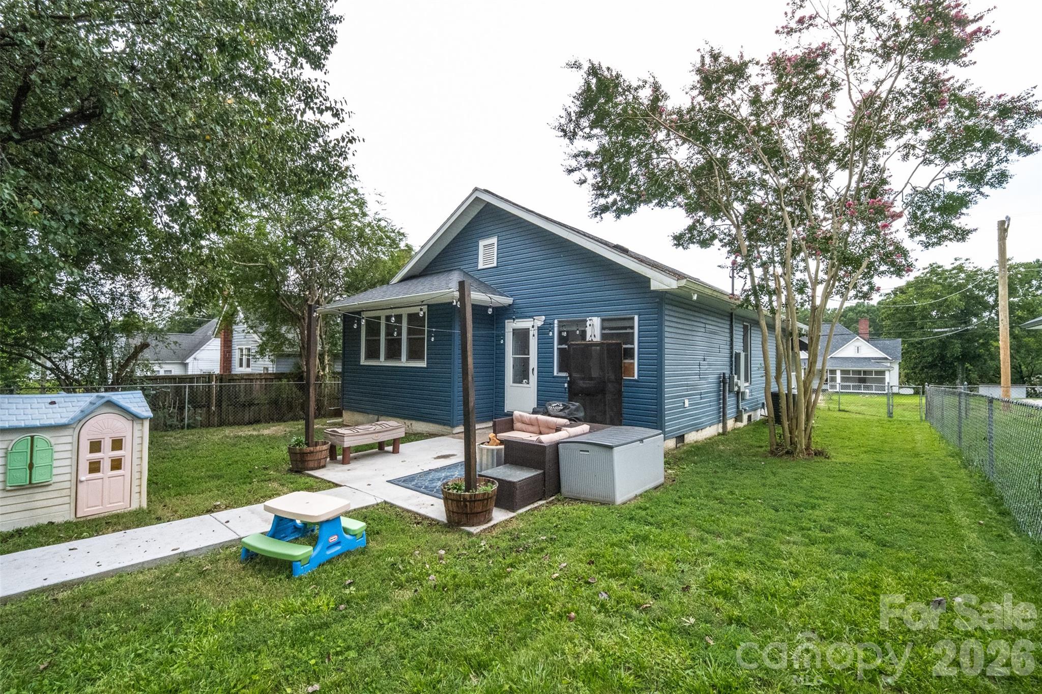 702 5th Street Property Photo 17