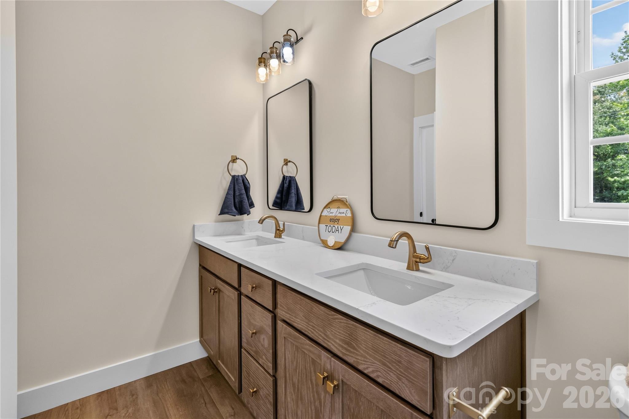 2553 Mt Prospect Road Property Photo 22